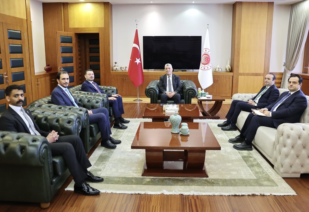 Bakan Ömer Bolat Suudi Arabistan Büyükelçisi Fahad Abualnasr görüşmesi