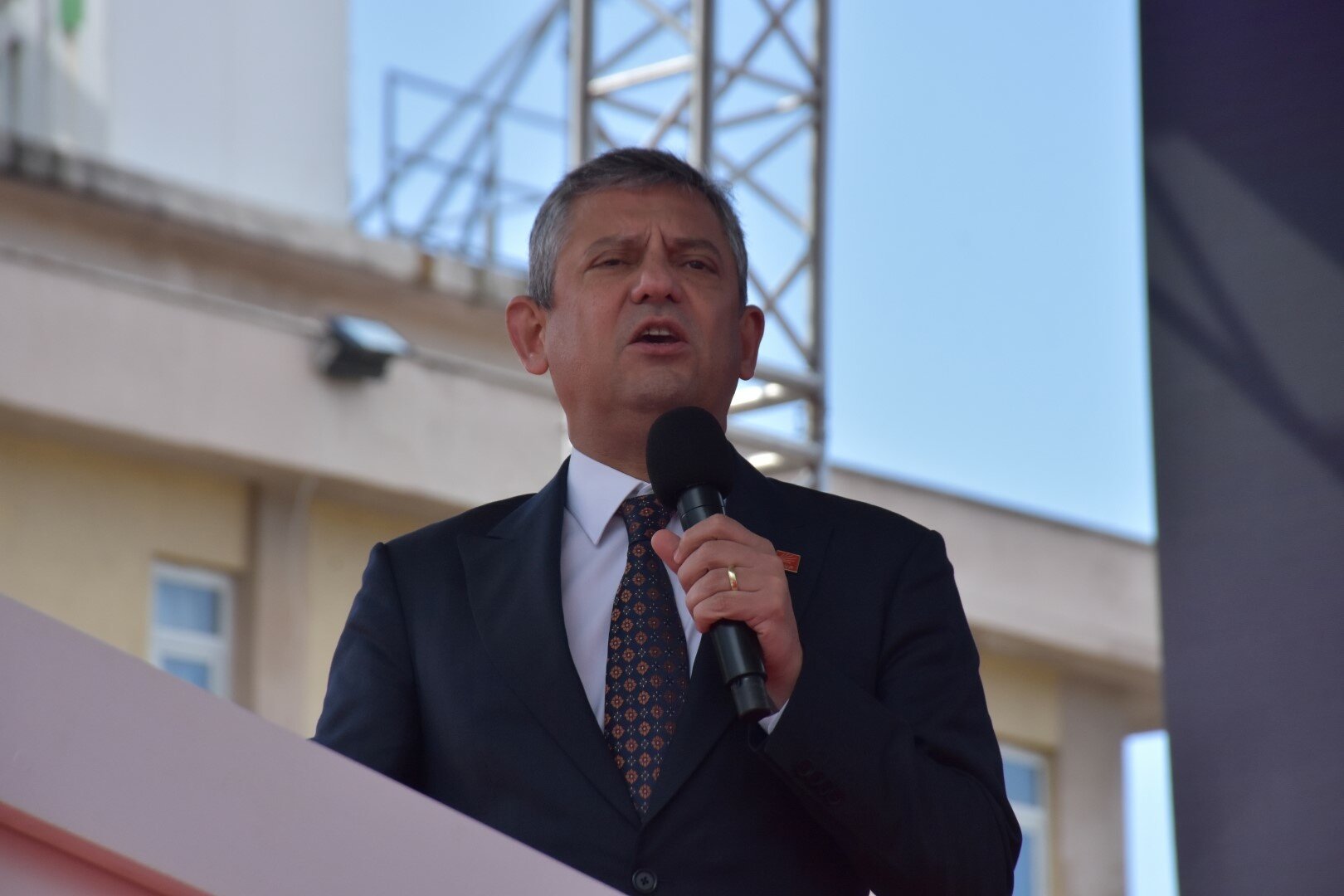 Özgür Özel İzmir