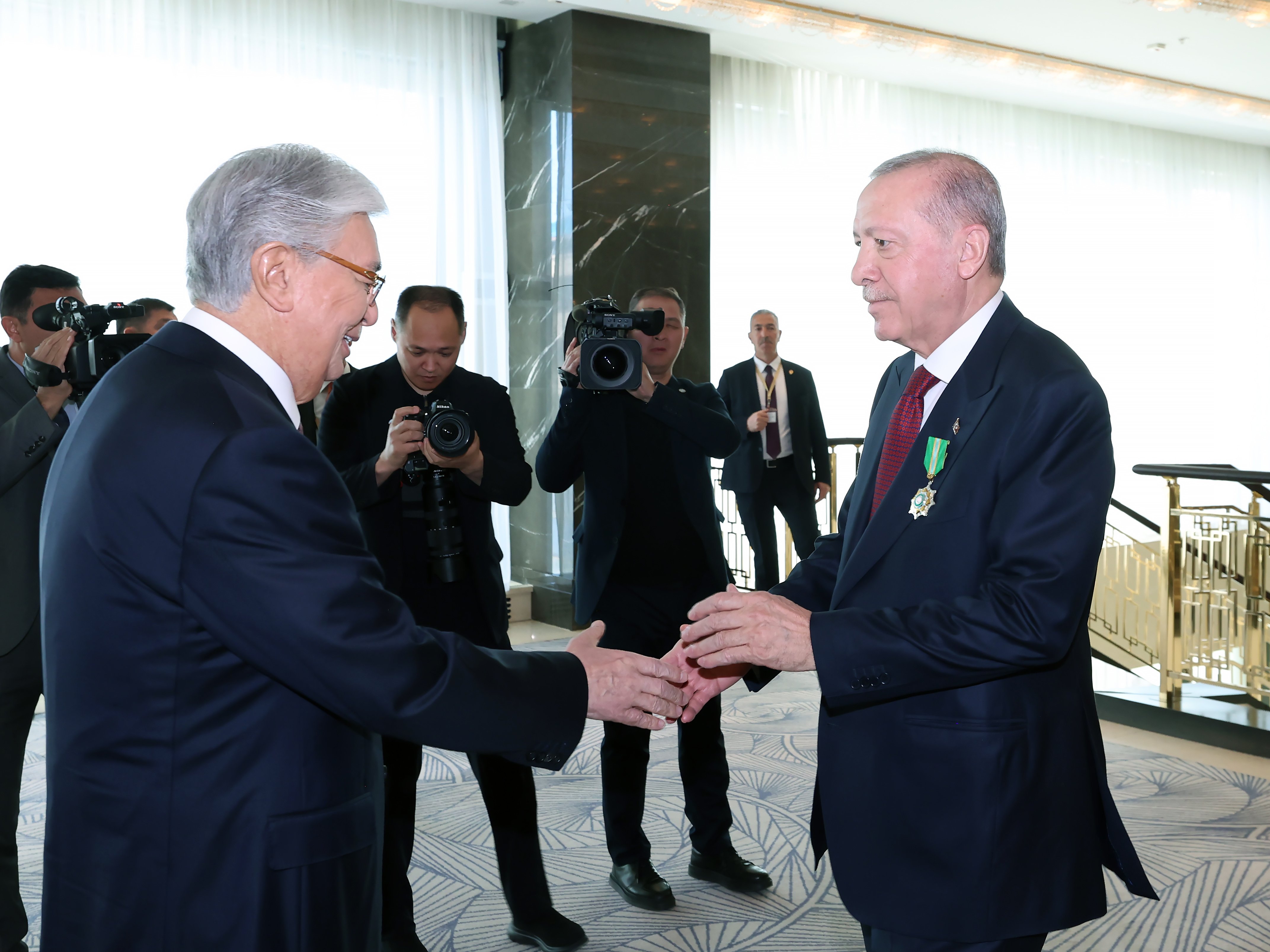 Cumhurbaşkanı Erdoğan, Orta Koridor’un önemini vurguluyor.