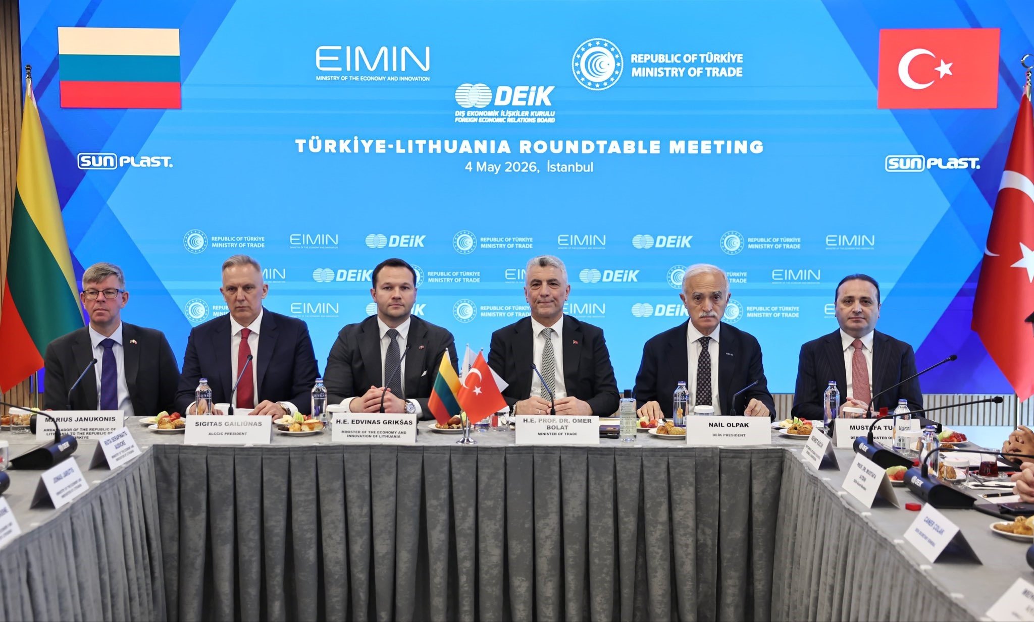 İmza töreninden bir görünüm