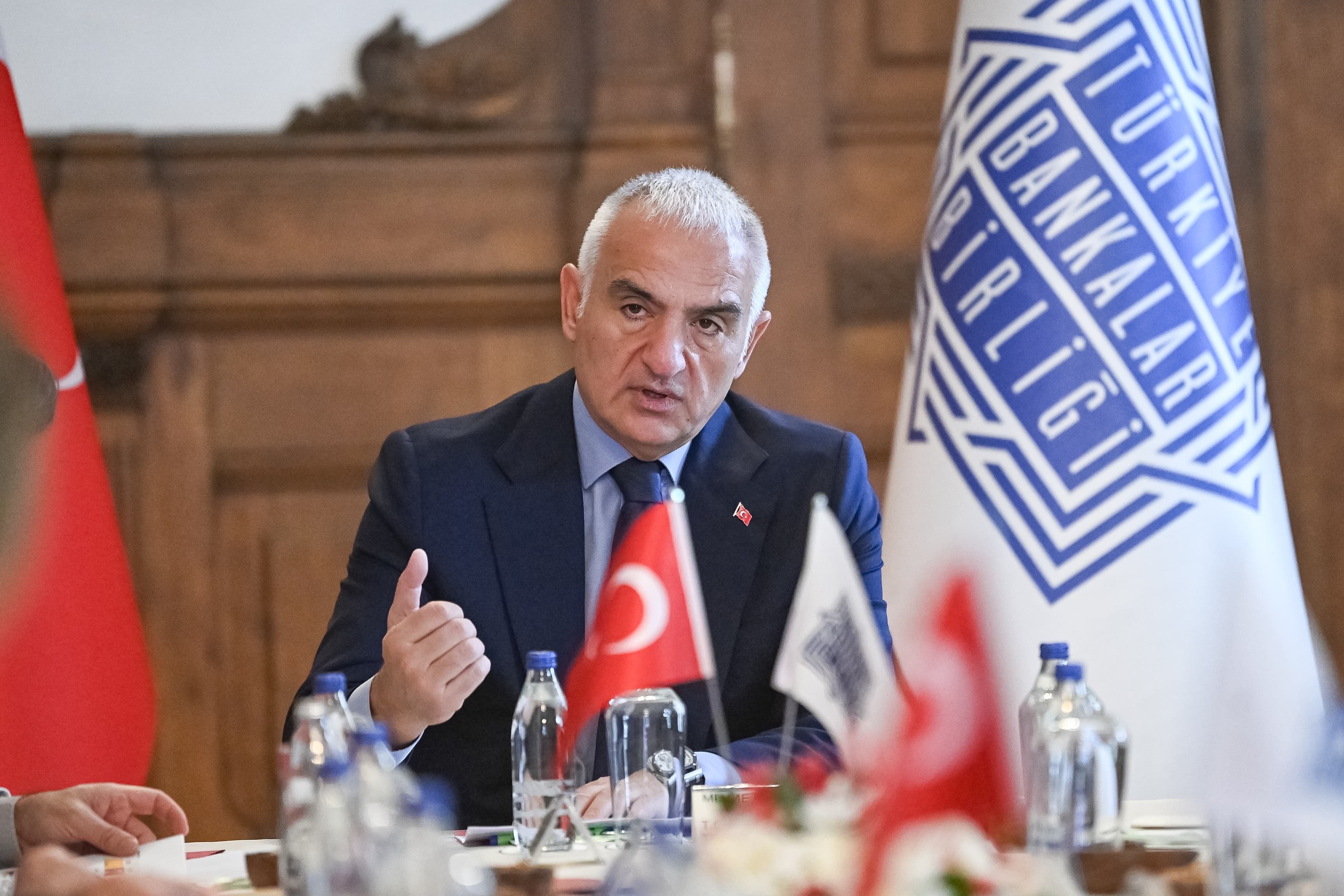 Bakan Ersoy, Türkiye Bankalar Birliği, turizm