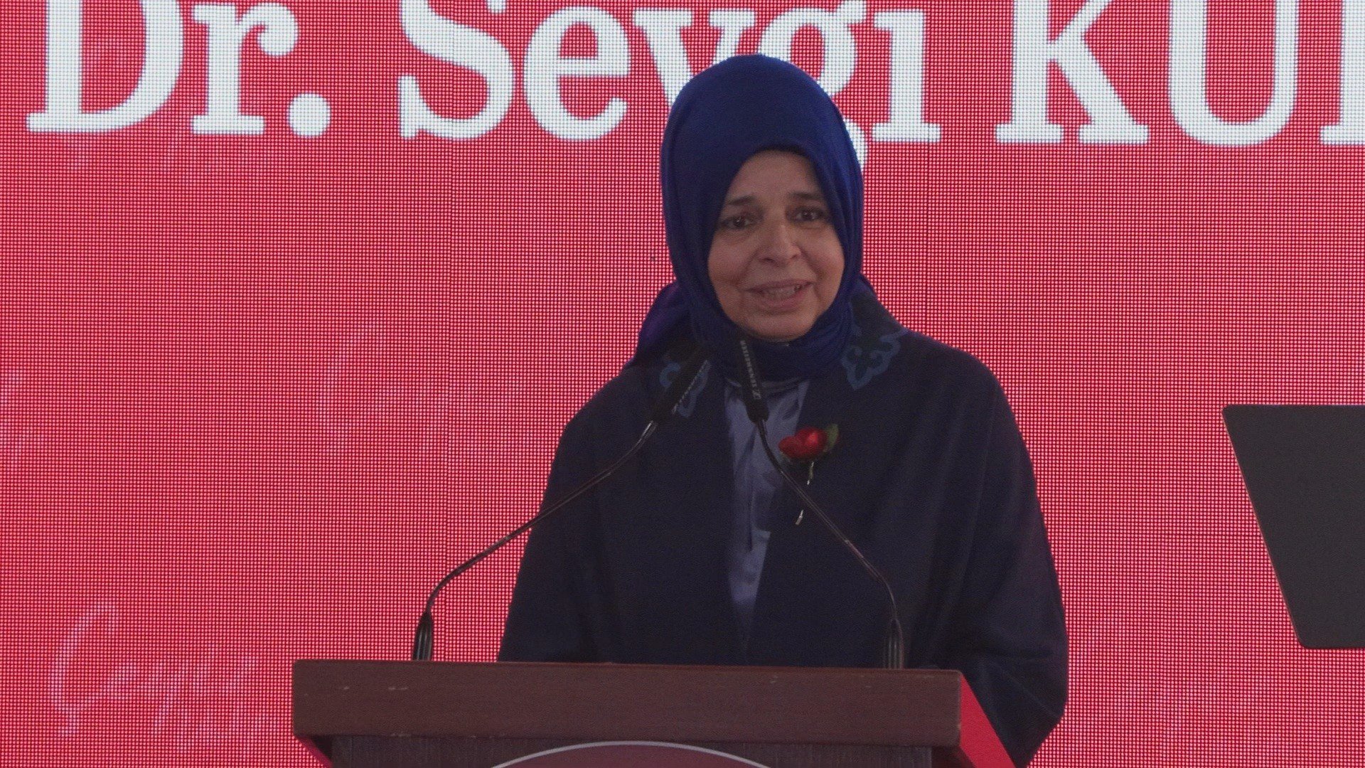 Aile ve Sosyal Hizmetler Bakanı Mahinur Özdemir Göktaş