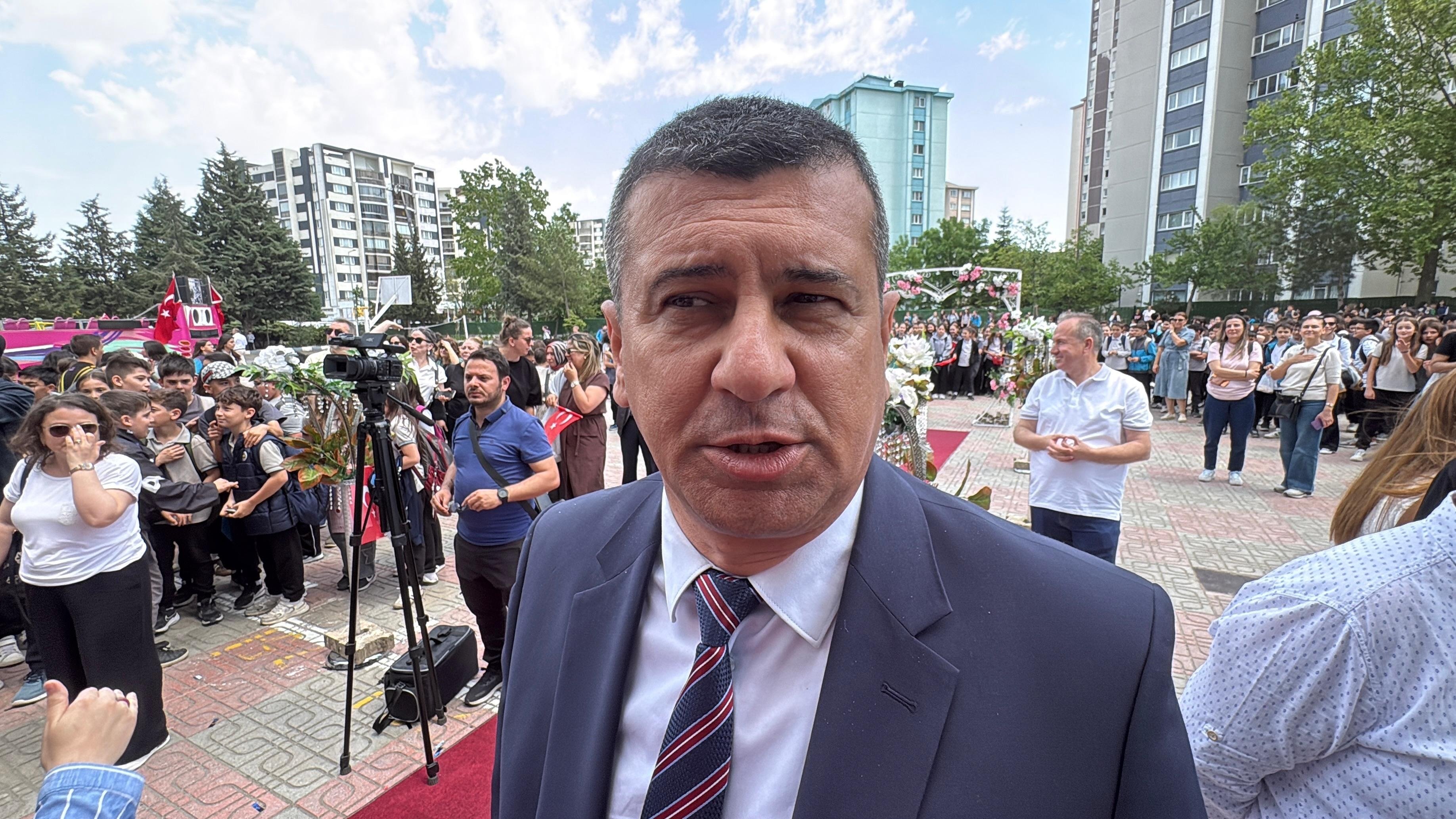 Şahinler Ortaokulu şampiyonluk fotoğrafı
