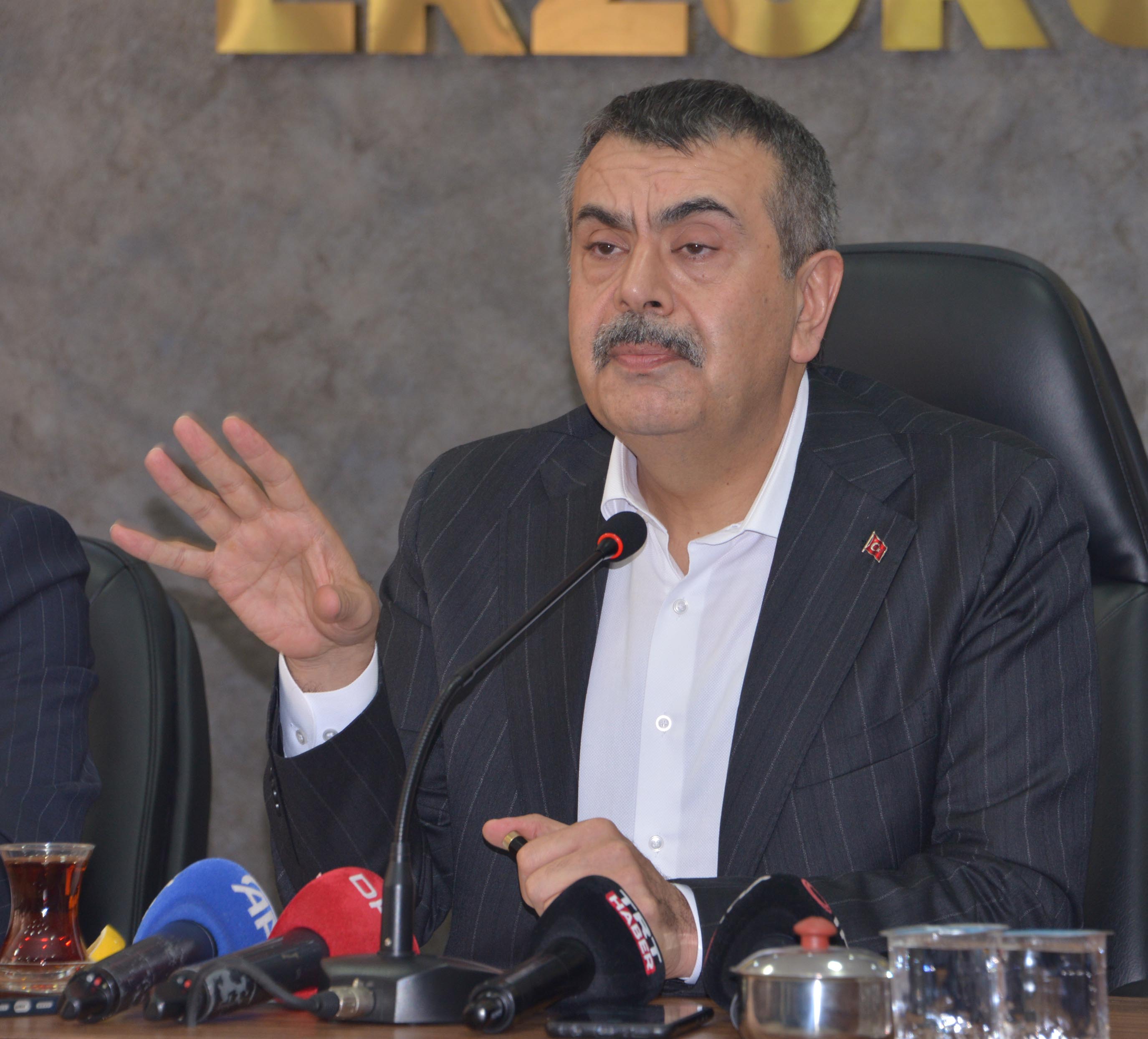 Milli Eğitim Bakanı Yusuf Tekin Erzurum’da konuşuyor