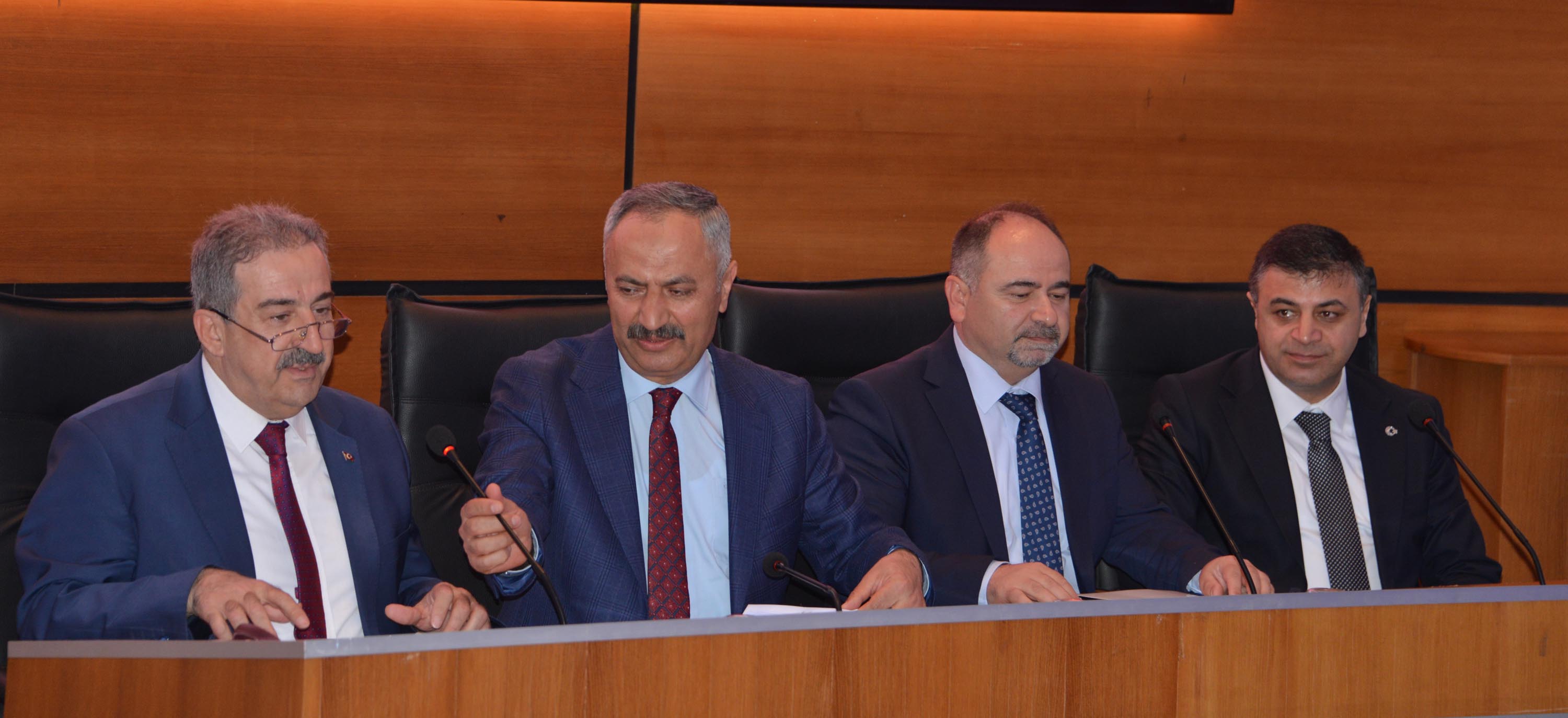 Panel katılımcıları