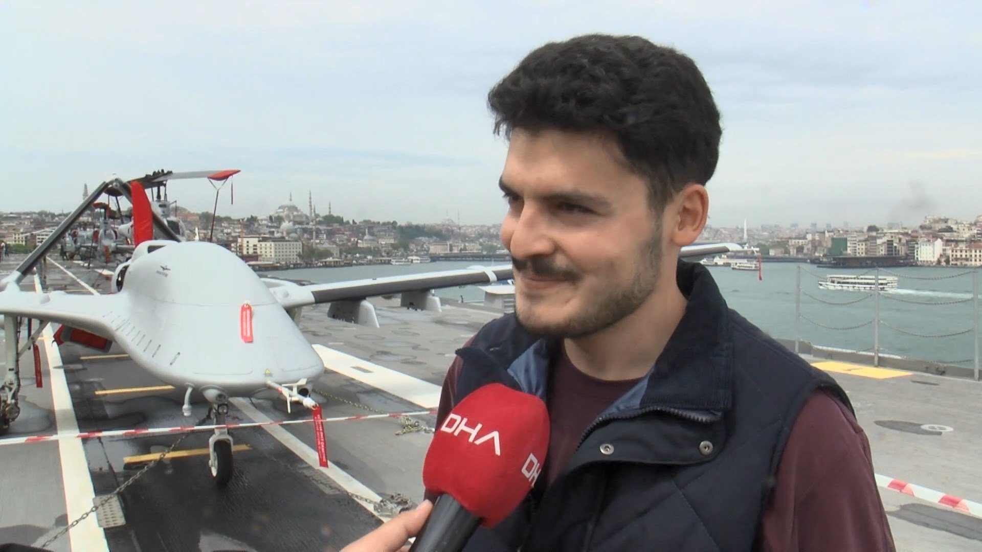 TCG Anadolu gemi