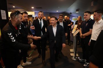 Kayseri Bir Adam Yaratmak film galası Vali Çiçek ve Hulusi Akar