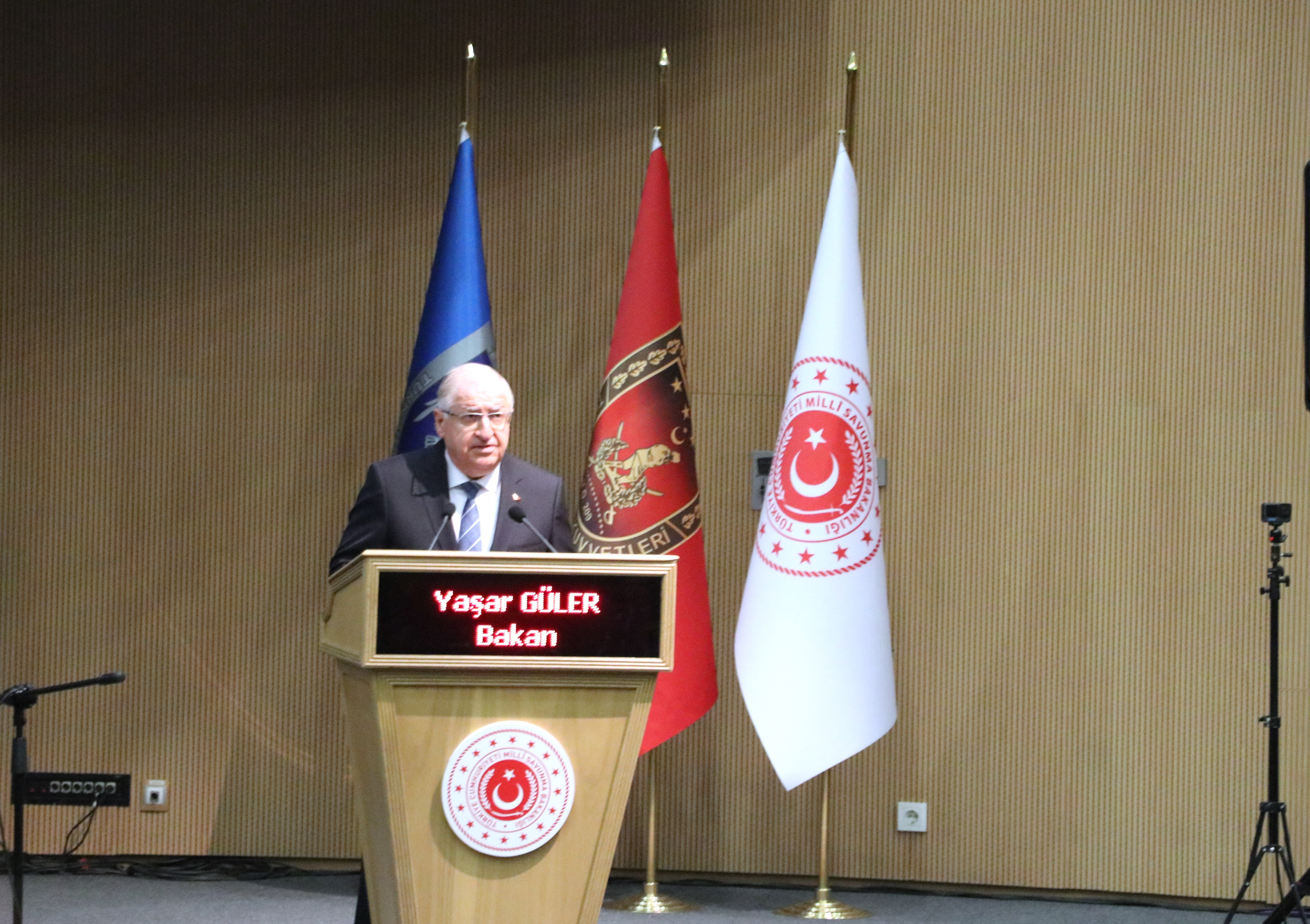 Milli Savunma Bakanı Yaşar Güler Birlikteyiz programı galasında konuşuyor