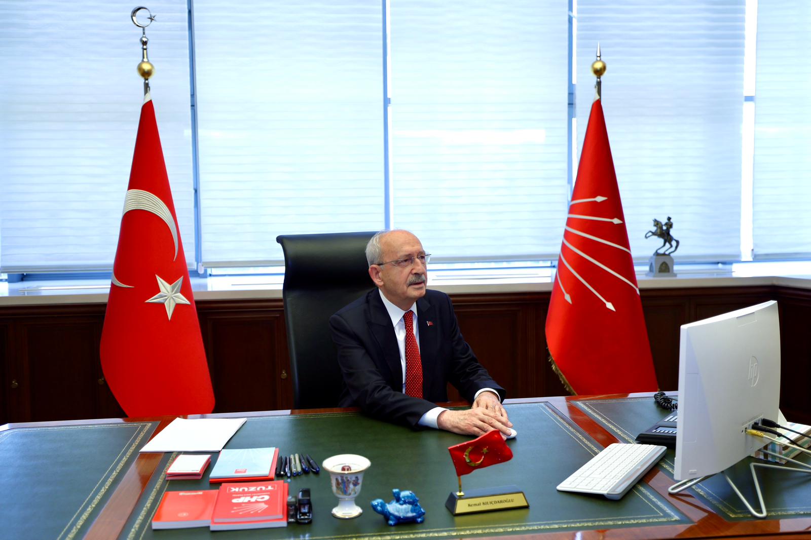 Kemal Kılıçdaroğlu CHP Genel Merkezi