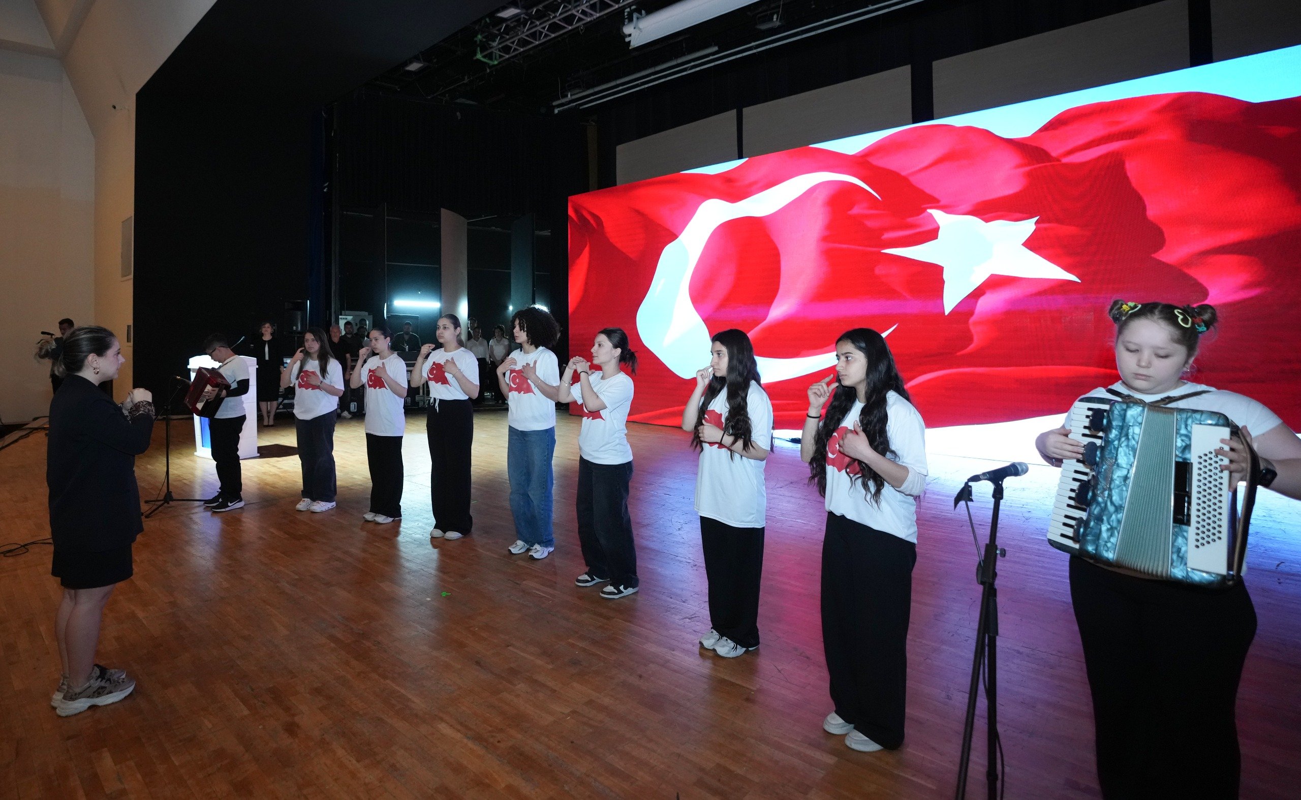 MEB farkındalık programı sergi açılışı