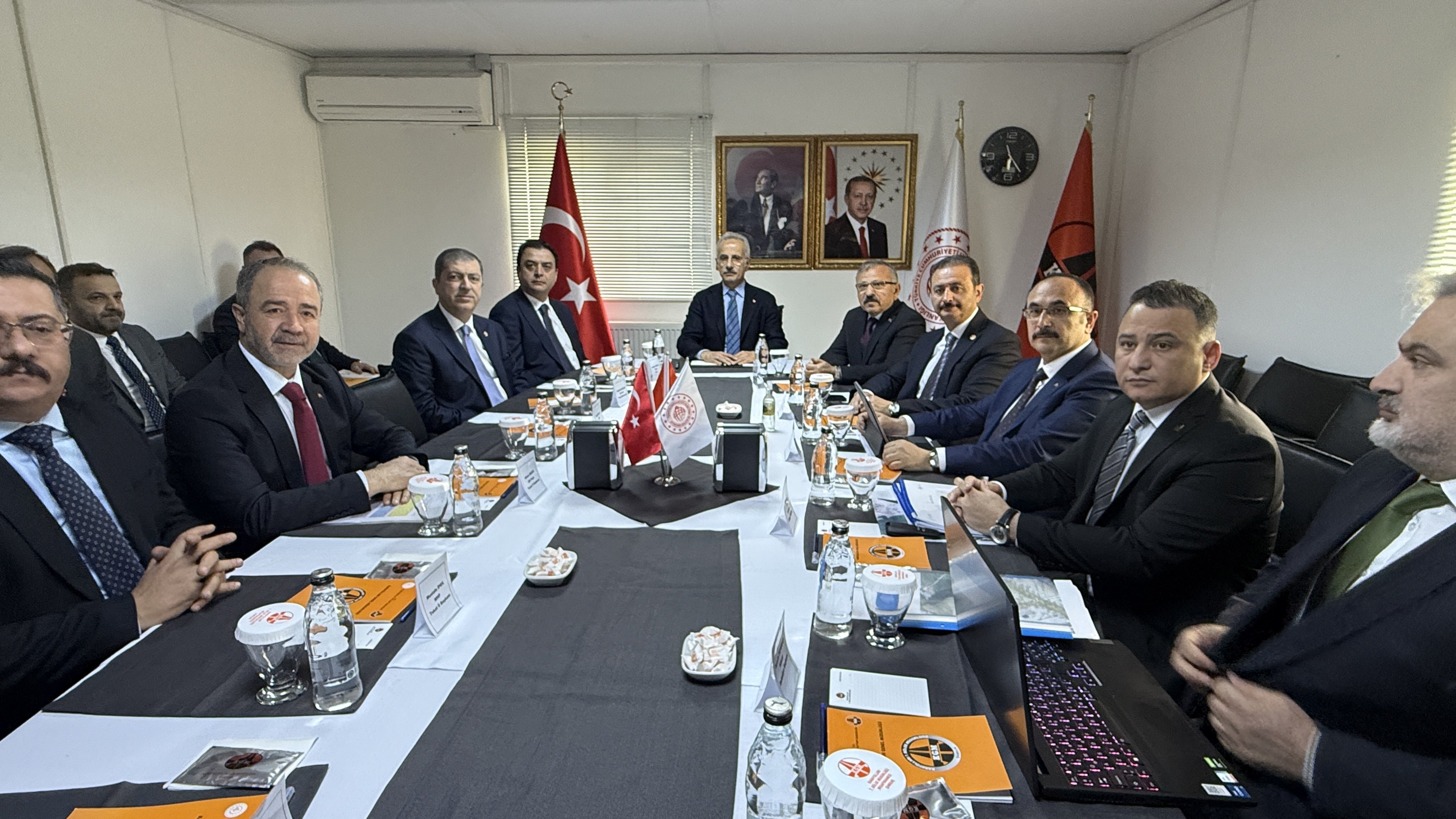 Bakan Uraloğlu yol incelemesi