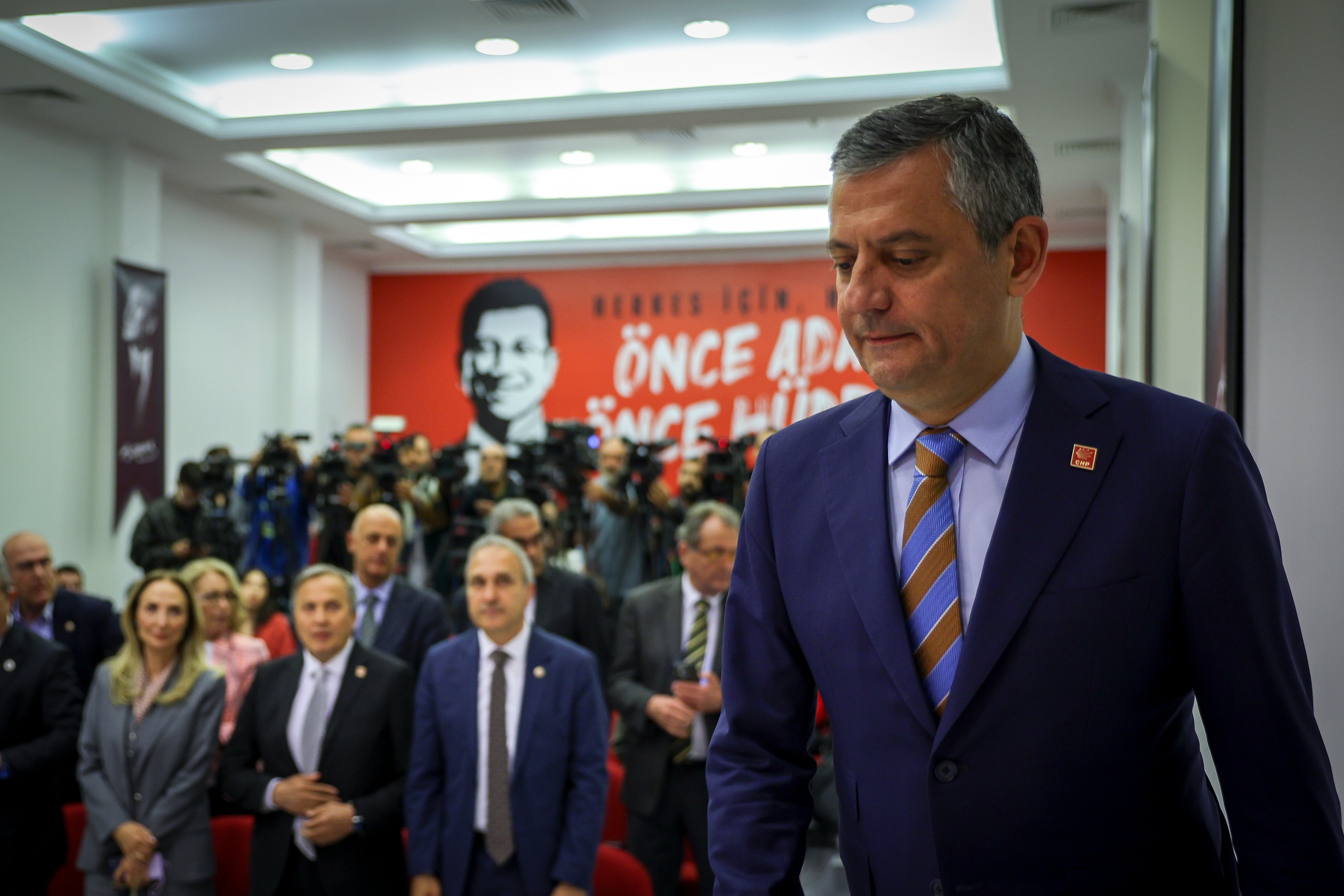Özgür Özel Gençlerle Buluşuyor