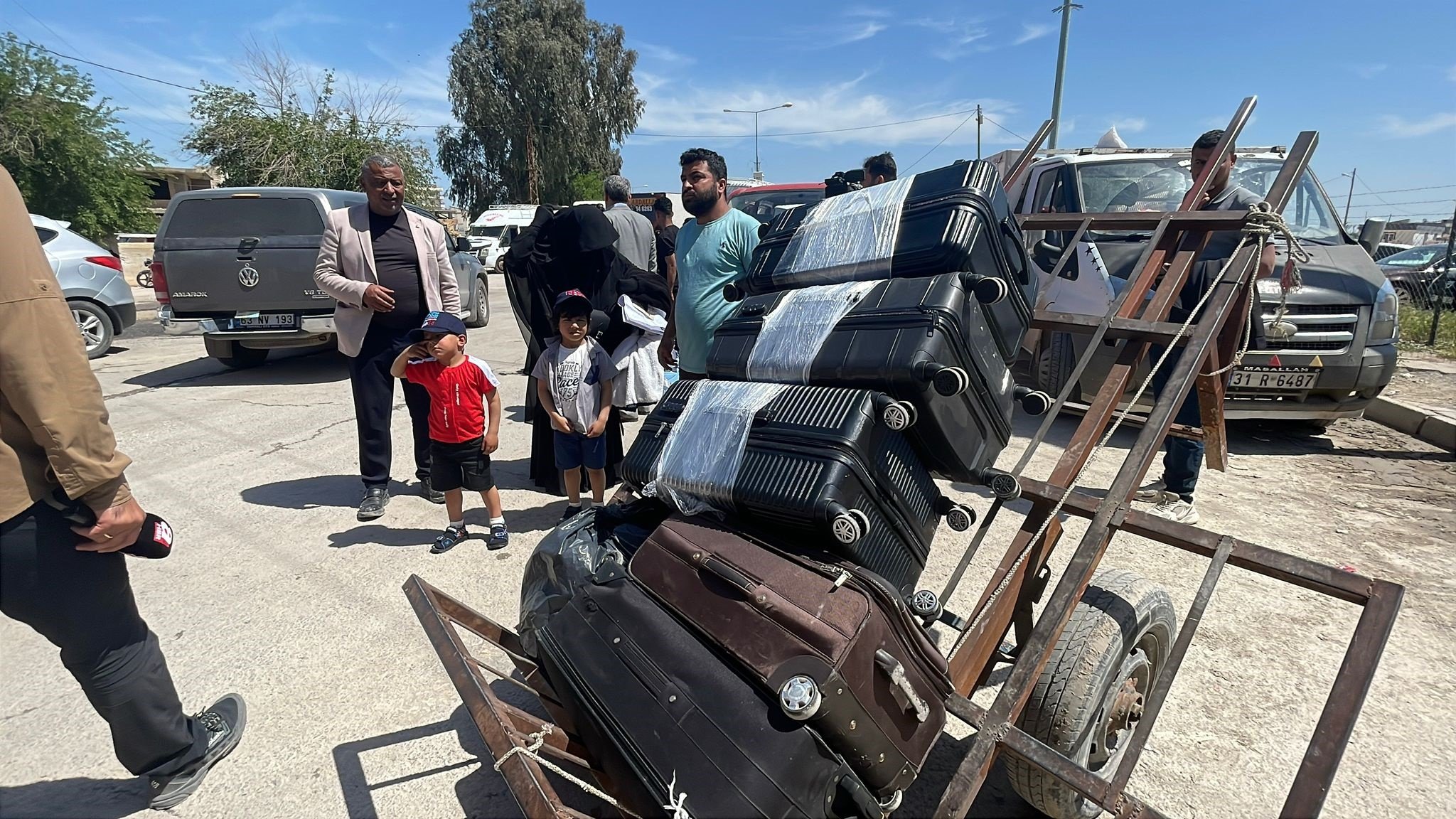 Akçakalede pasaport geçiş heyecanı