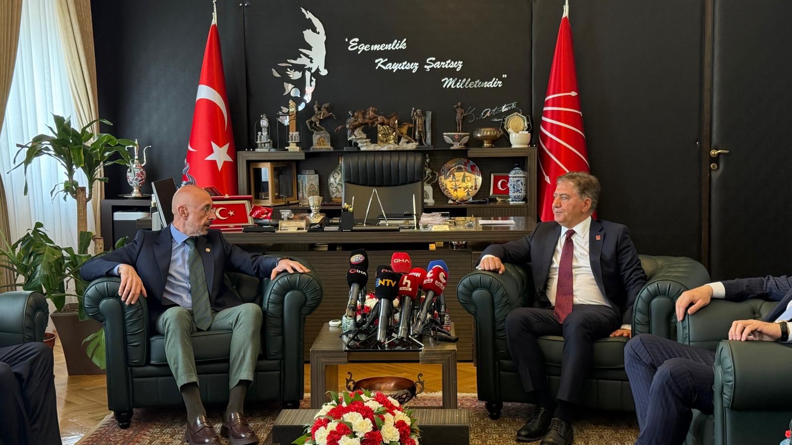 DEVA Partisi heyeti CHP TBMM Grubu bayramlaşması