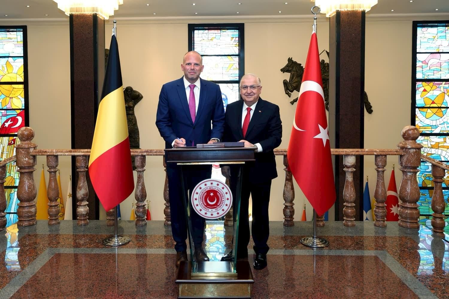 Bakan Güler ve Belçika Savunma Bakanı Francken