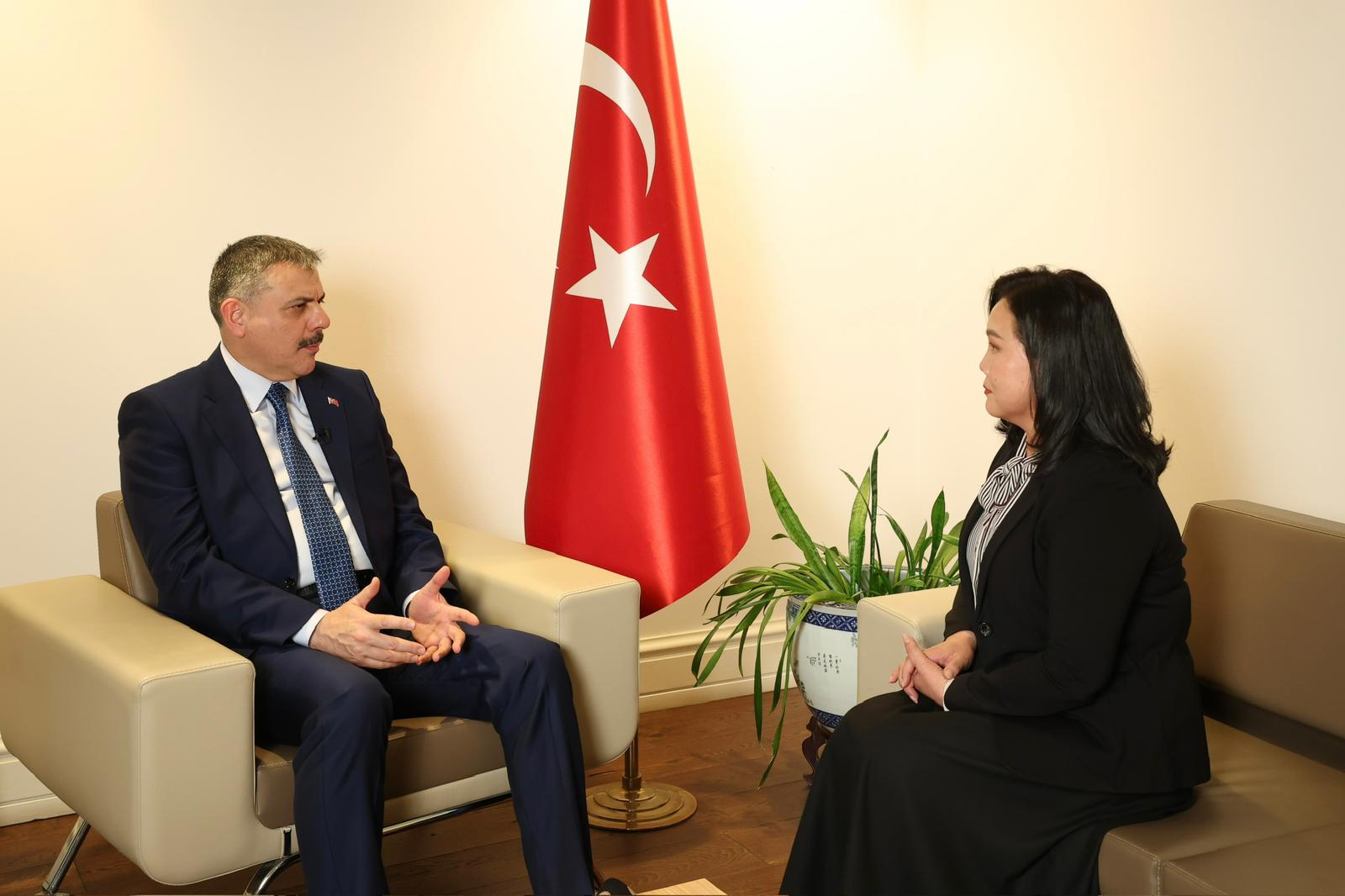 İçişleri Bakanı Çiftçi Büyükelçilik Ziyareti
