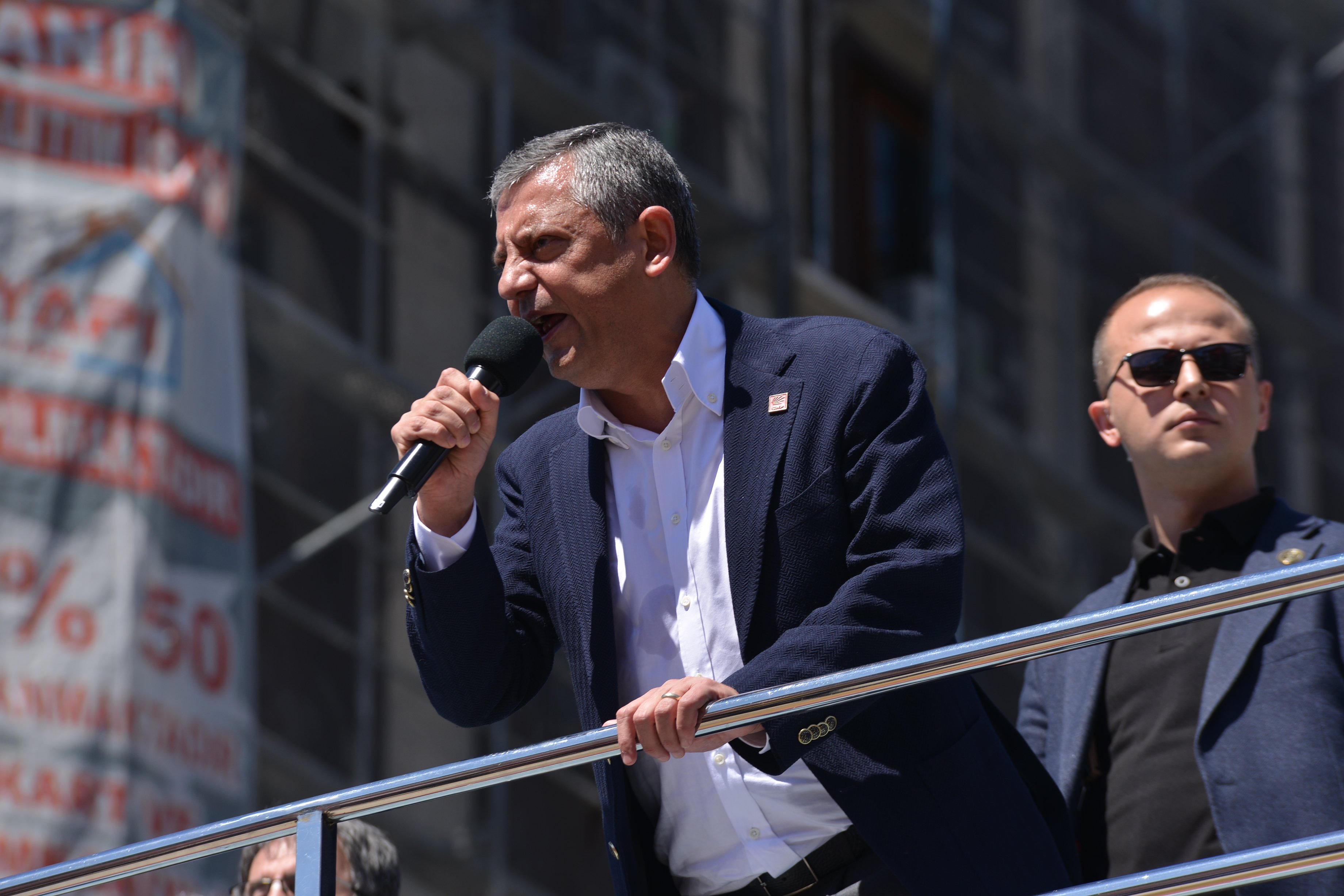 Özgür Özel Rize mitingi emekli vurgusu