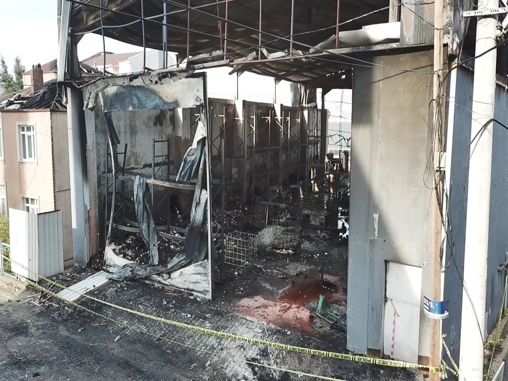 Kozmetik Fabrikası Davası
