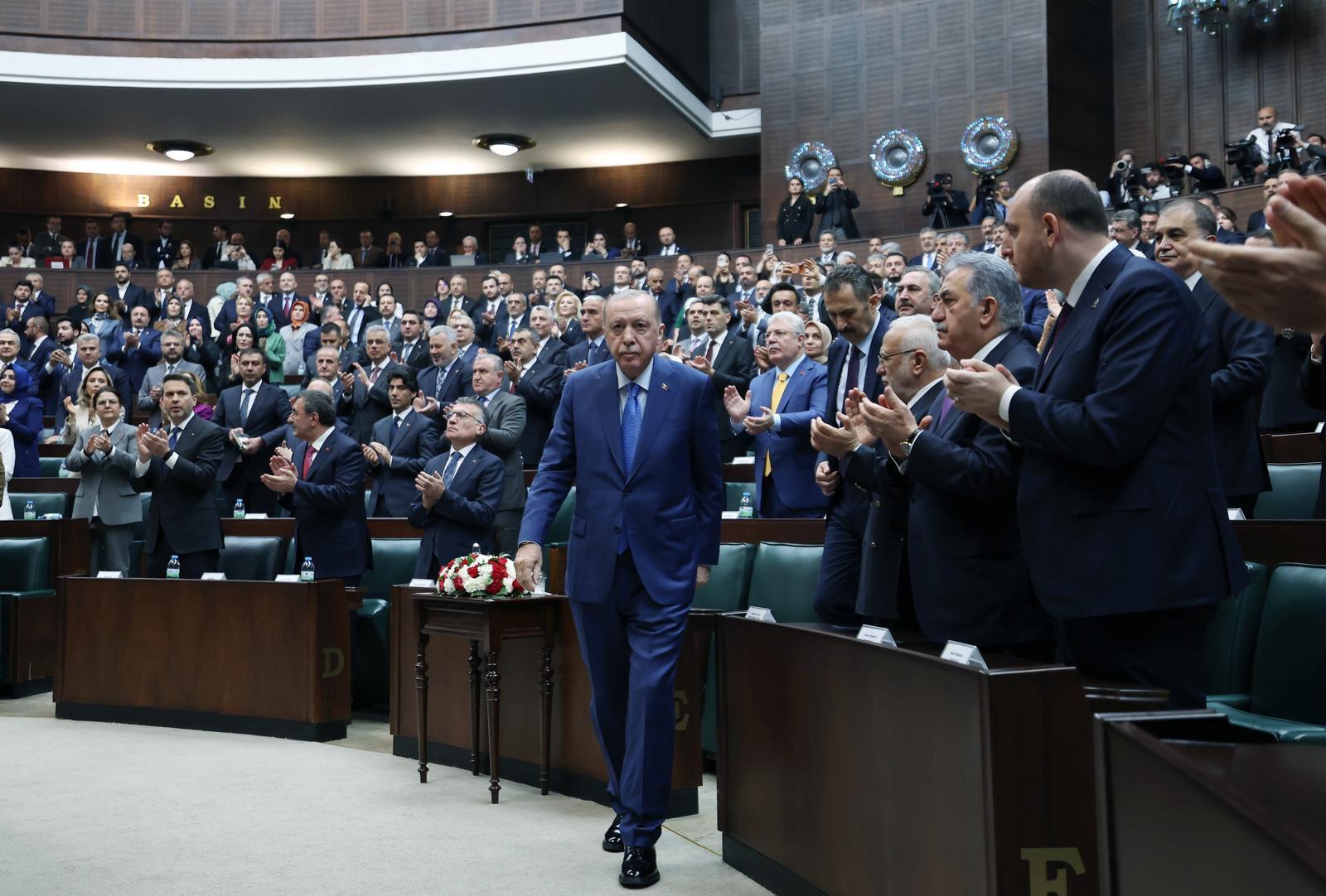 Cumhurbaşkanı Erdoğan TBMM grup toplantısında konuşuyor