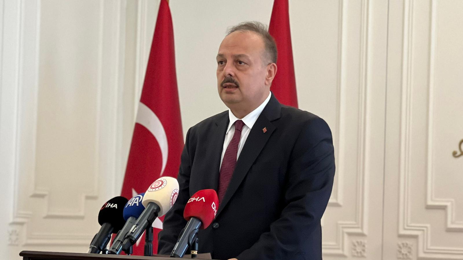 Ankara Valisi Yakup Canbolat göreve başladı