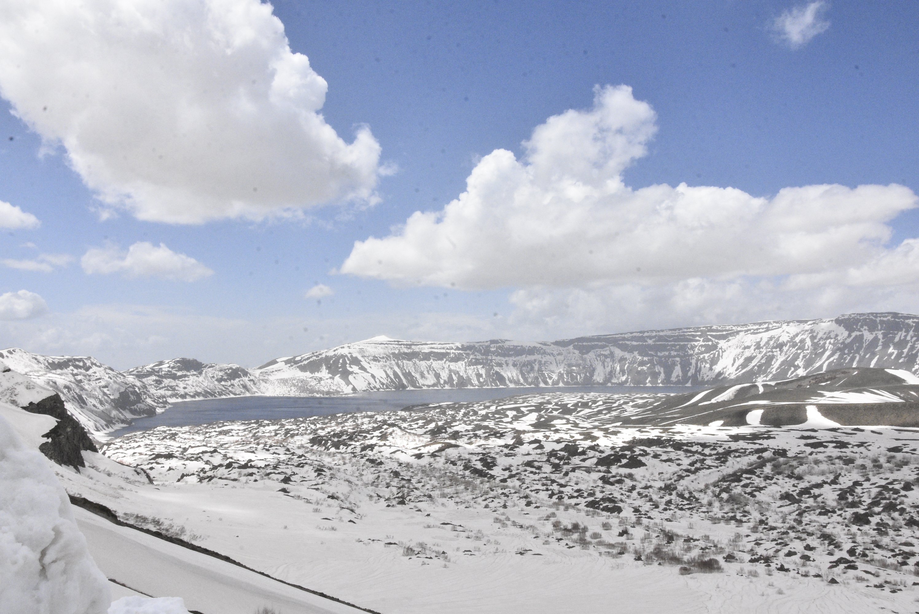 Nemrut Krater Gölü karla mücadele çalışması