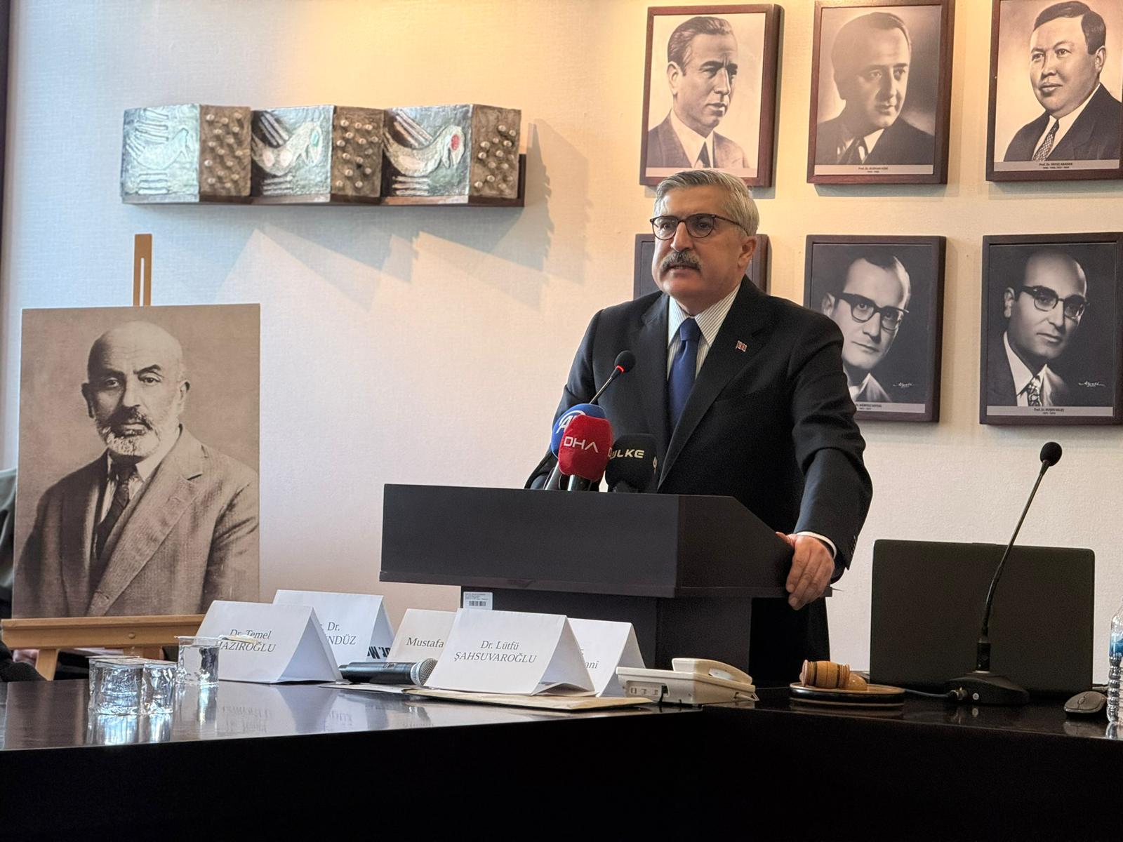 Sezai Karakoç Sempozyumu