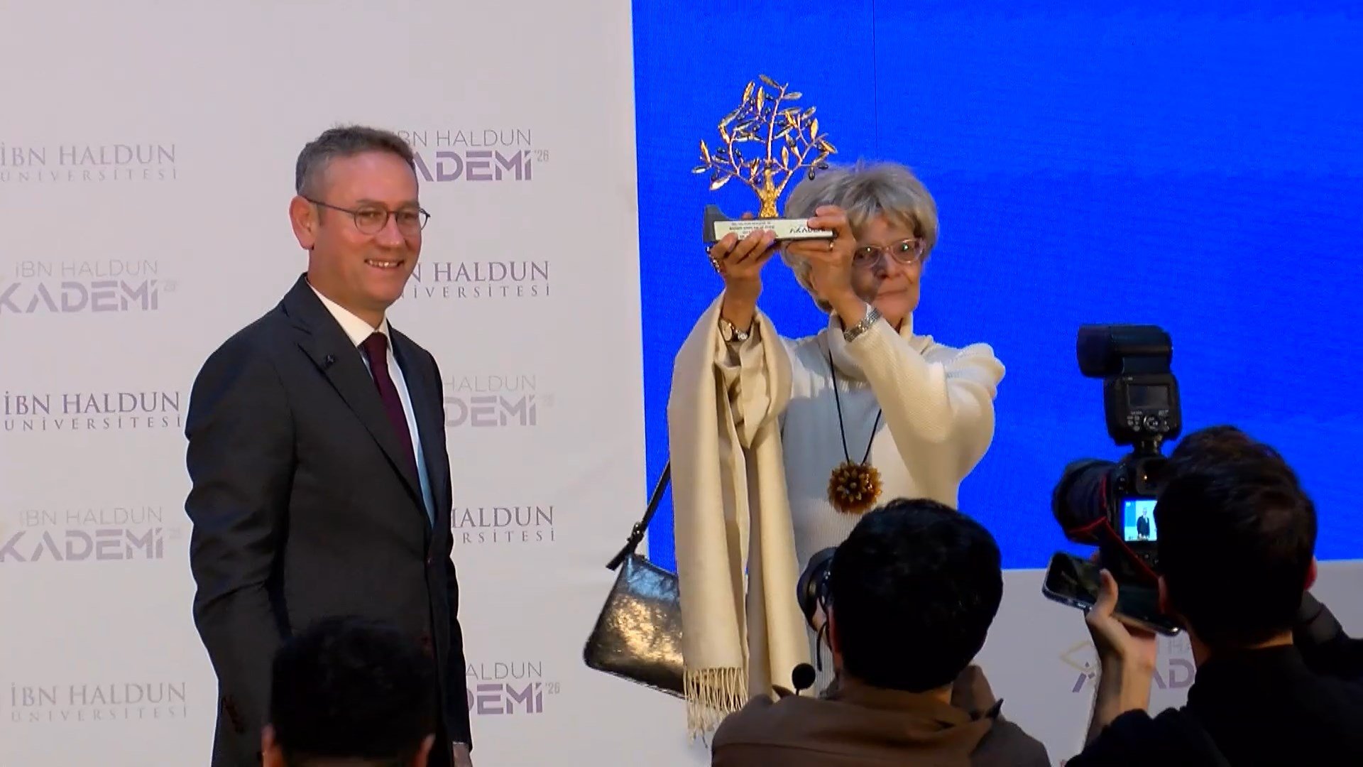 İbn Haldun Akademi ödül töreni katılımcıları
