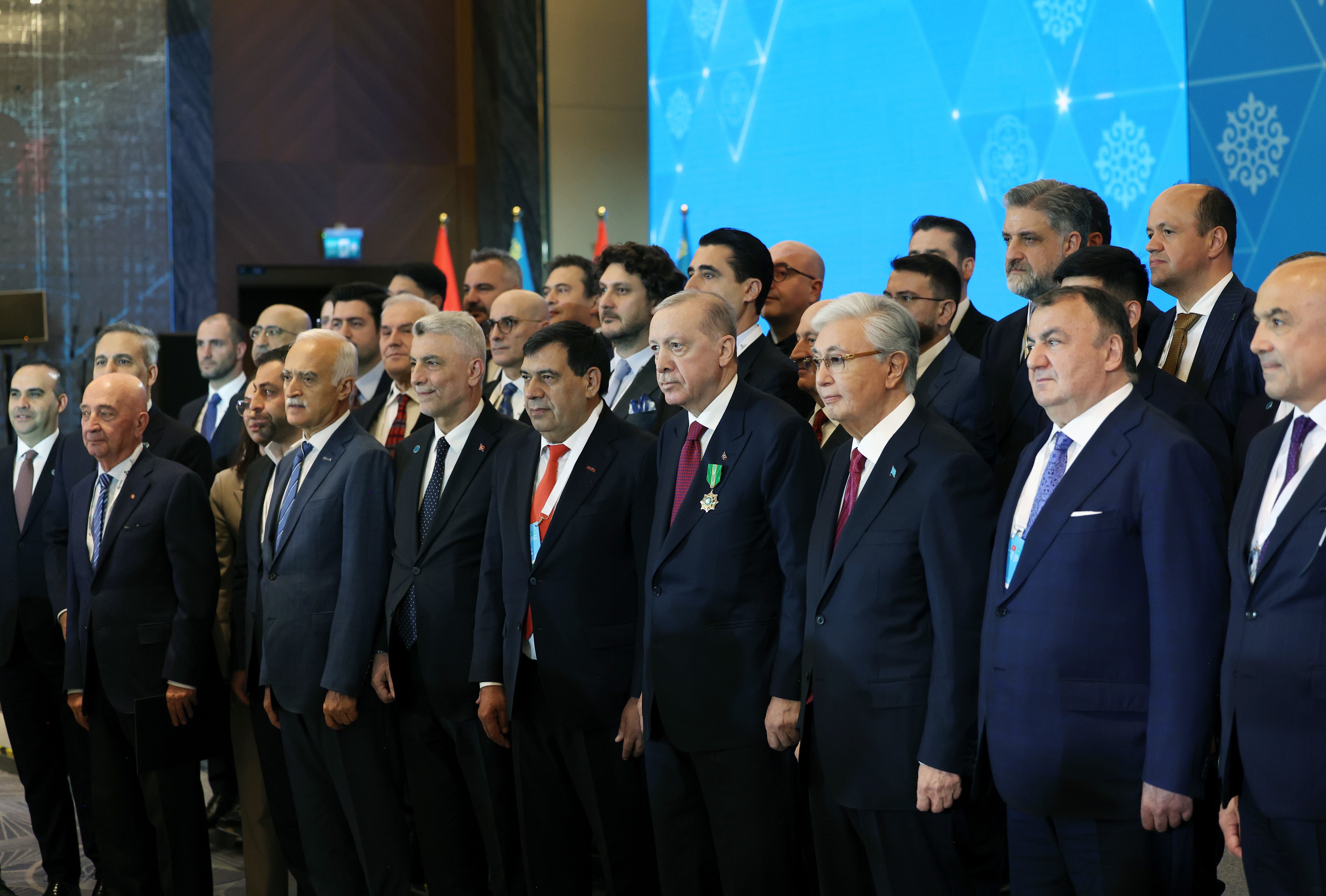 Cumhurbaşkanı Erdoğan, Türkiye-Kazakistan İş Forumu’nda.