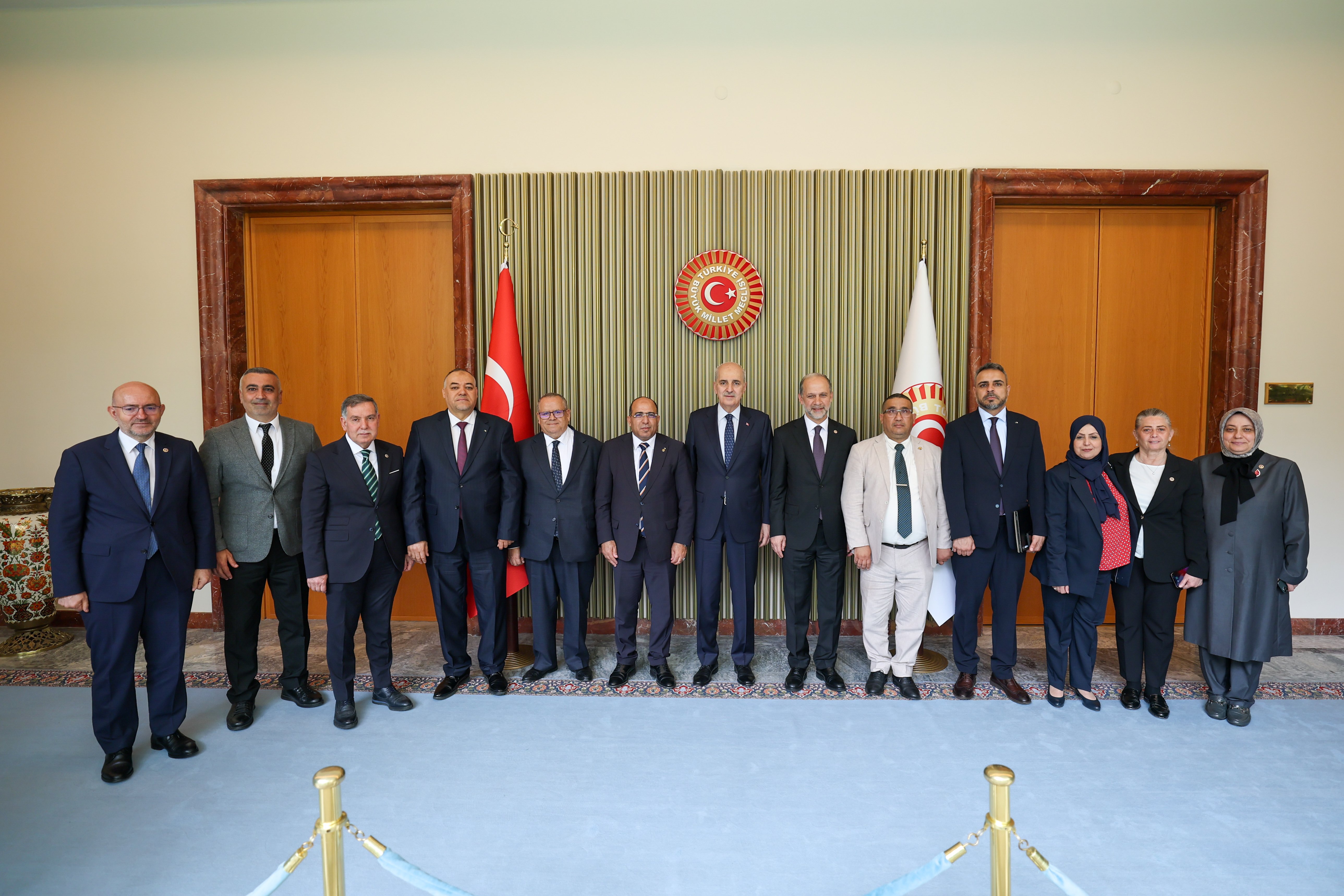 TBMM Başkanı Numan Kurtulmuş Cezayir heyetini kabul etti