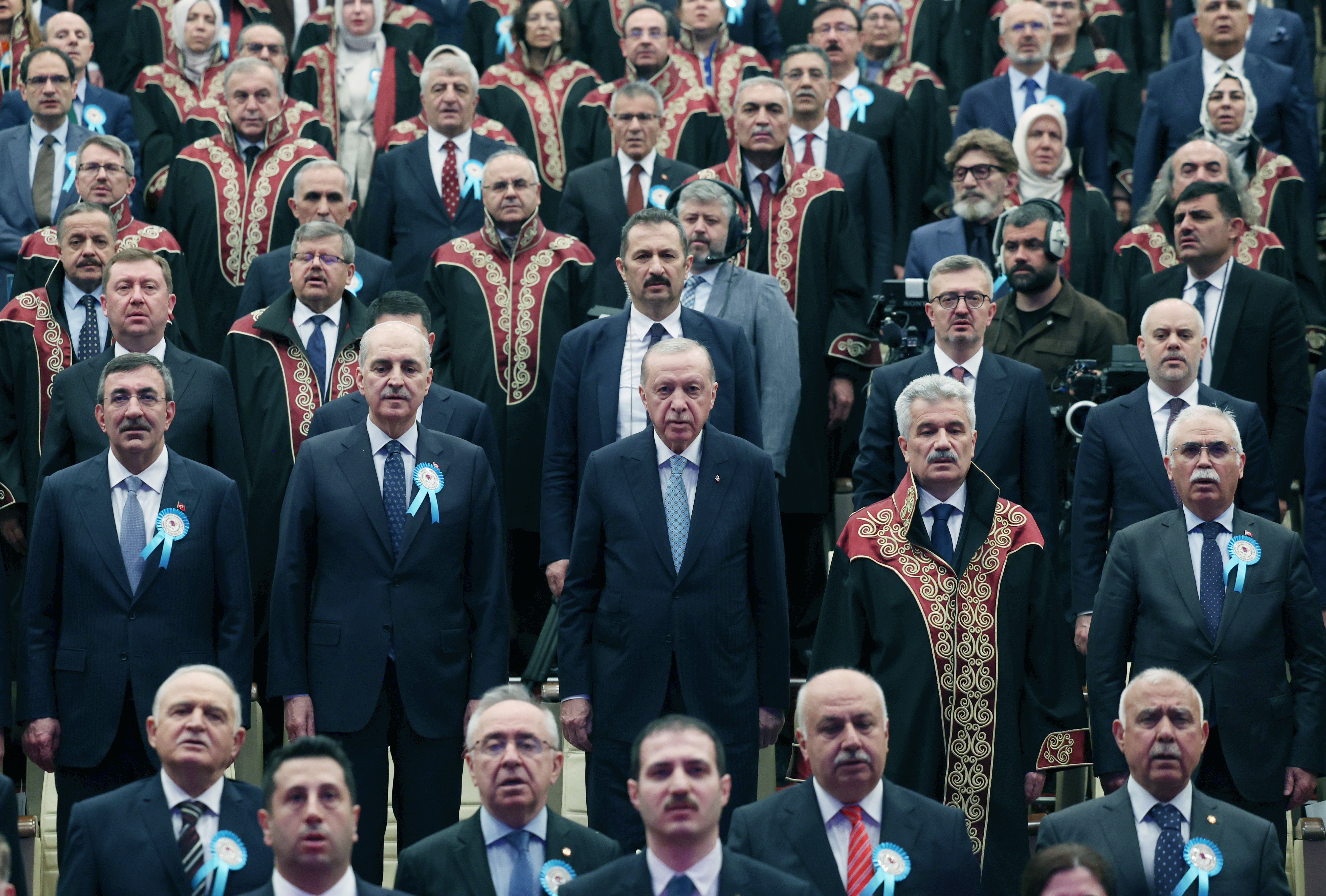 Cumhurbaşkanı Erdoğan anayasa çağrısı yapıyor