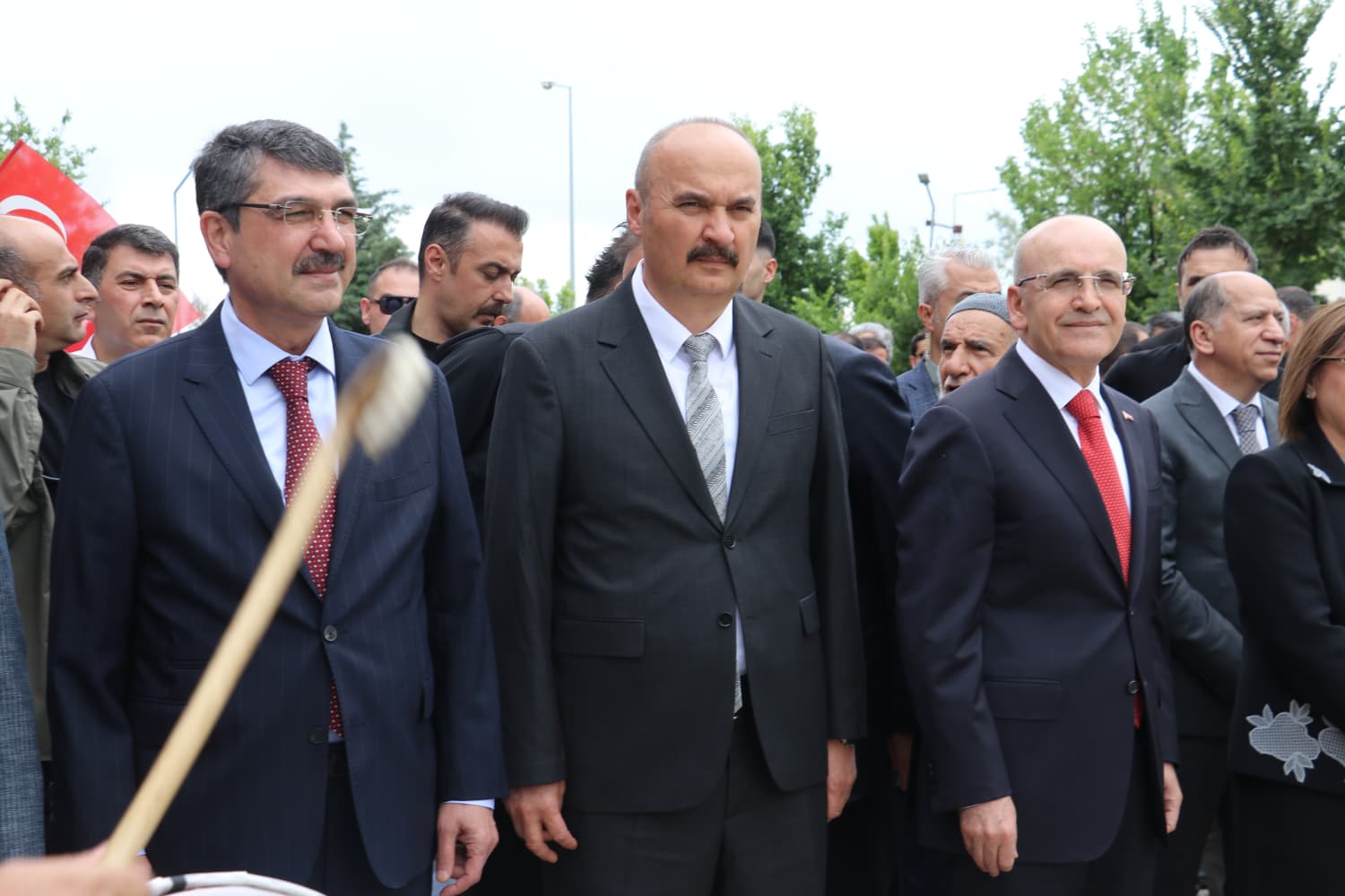 Bakan Şimşek, Devlet Tiyatroları Batman Sahnesi açılışında konuşuyor.