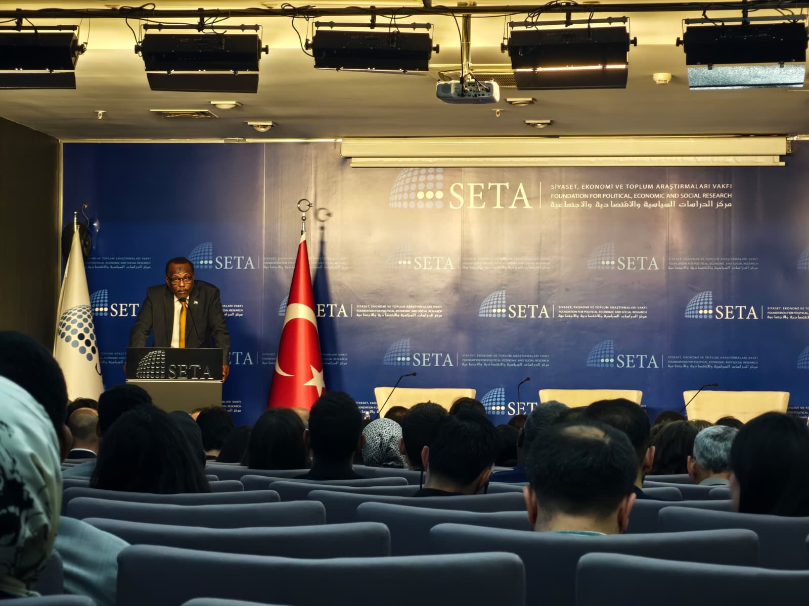 Sudan Büyükelçisi Nadir Yousif Eltayeb