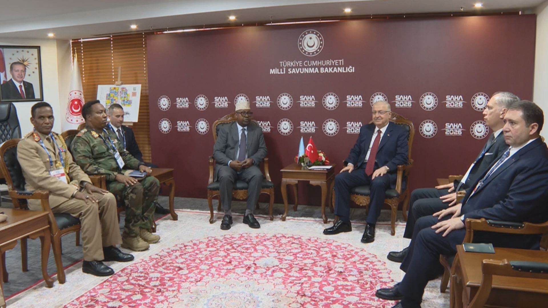 Bakan Güler ve Bakan Fiqi görüşmesi