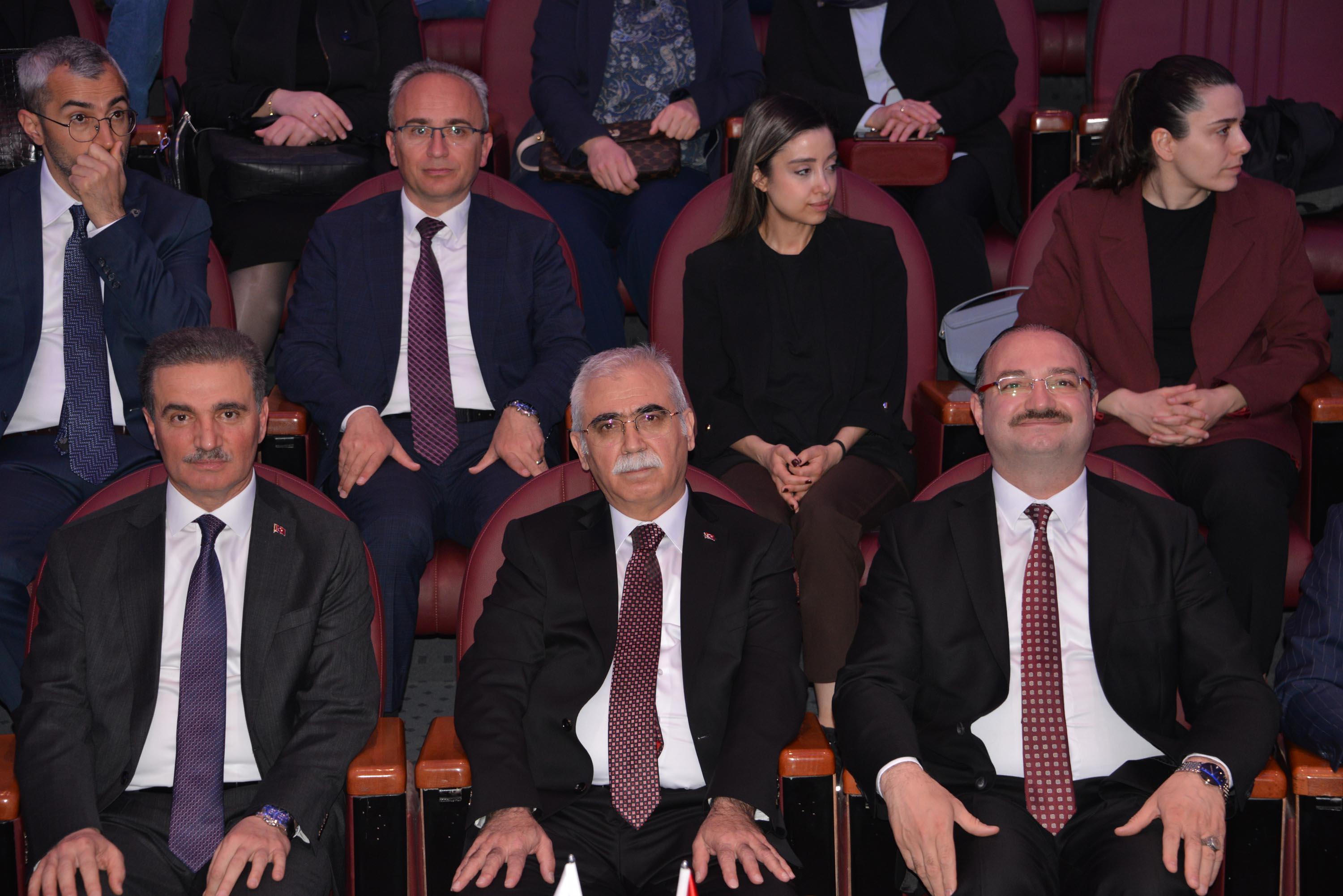 Kadir Özkaya panel konuşması