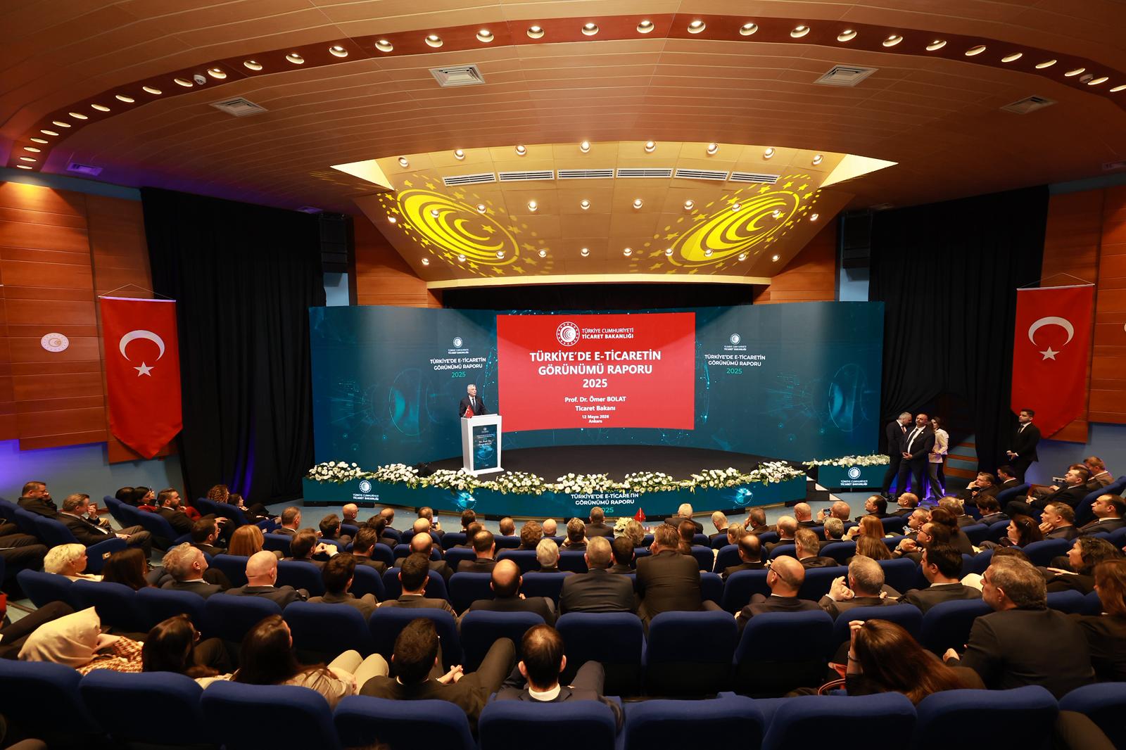 Bakan Bolat: 2025’te e-ticaret hacmi 4 trilyon 567 milyar liraya ulaştı