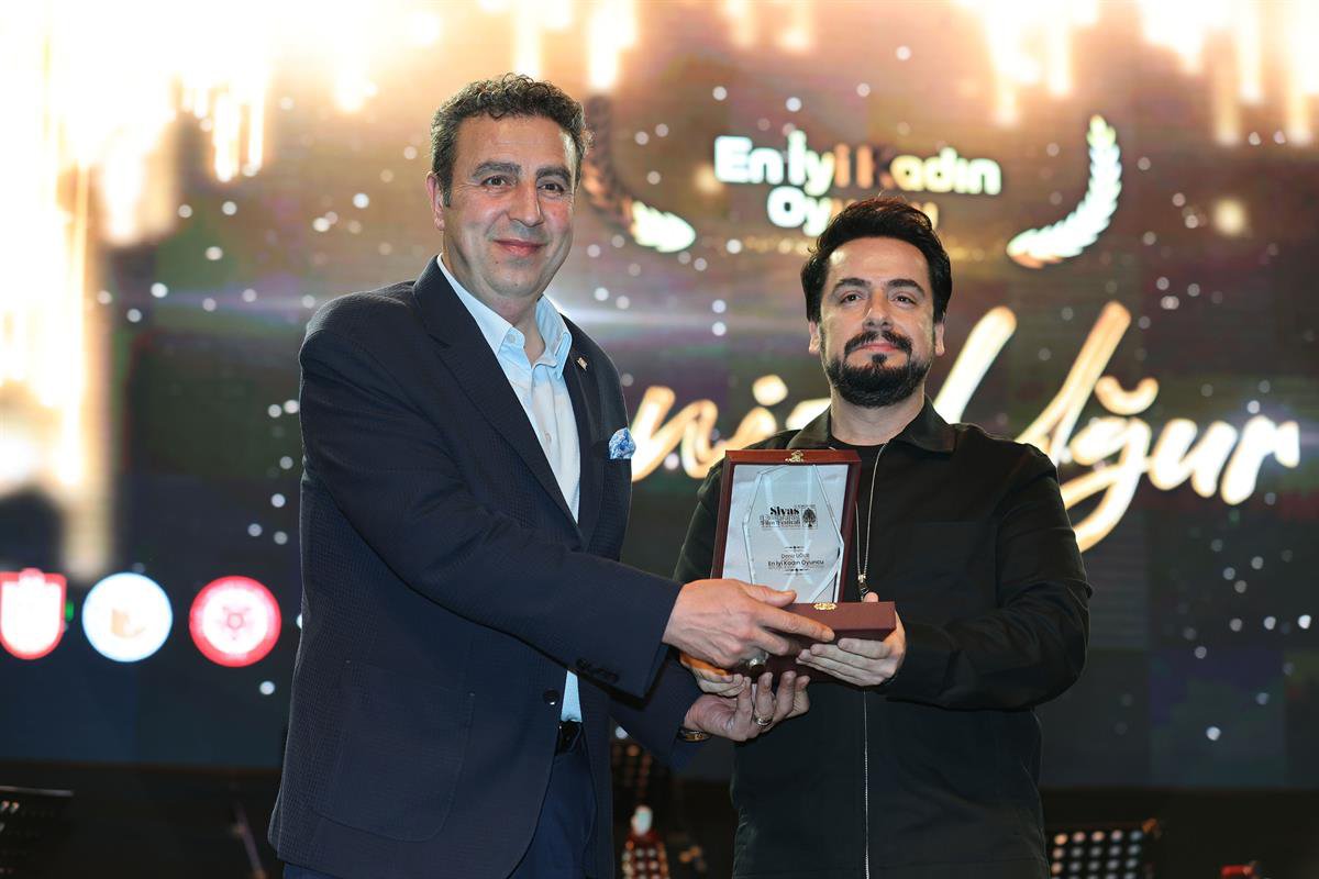 Hülya Koçyiğit Onur Ödülü