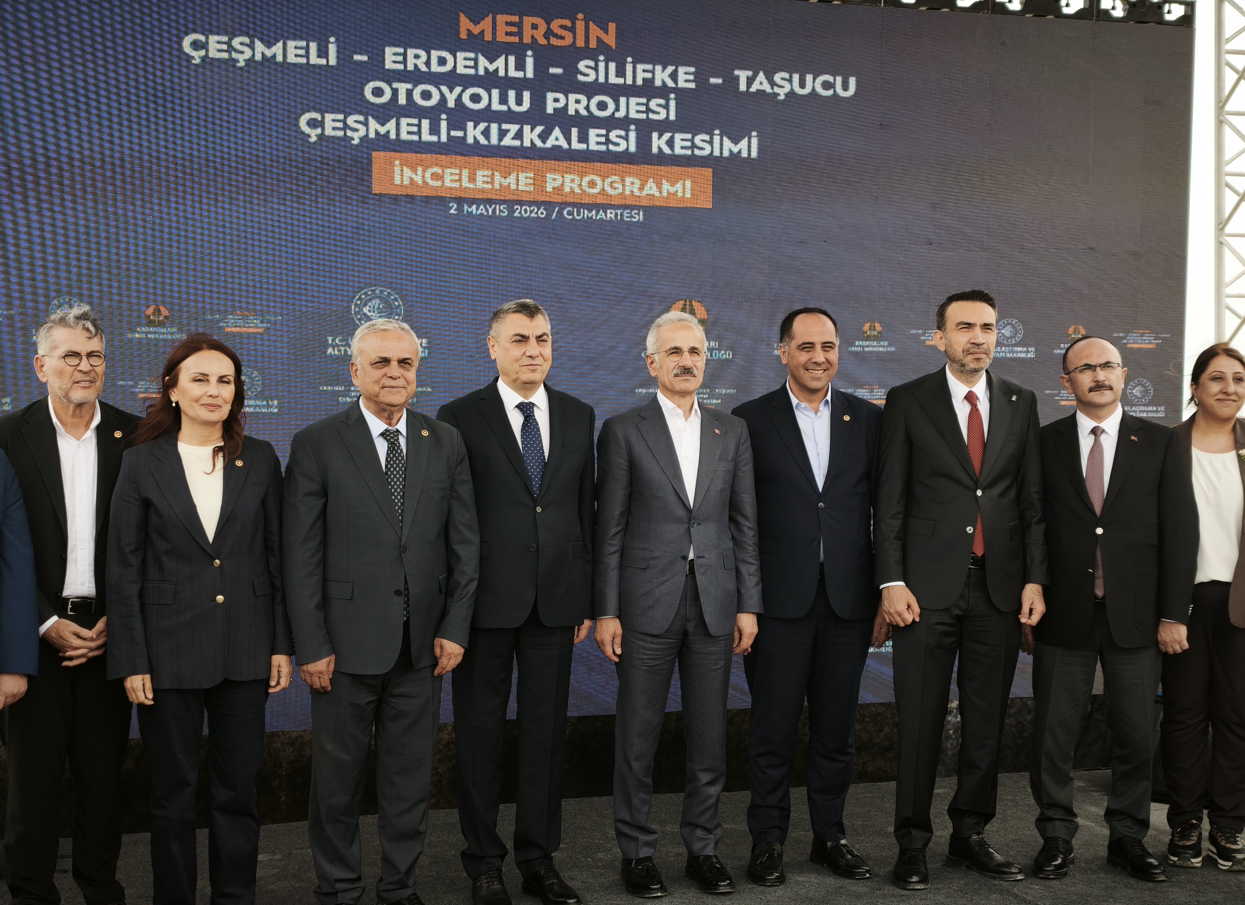 Bakan Uraloğlu Çeşmeli-Taşucu Otoyolu İncelemesi