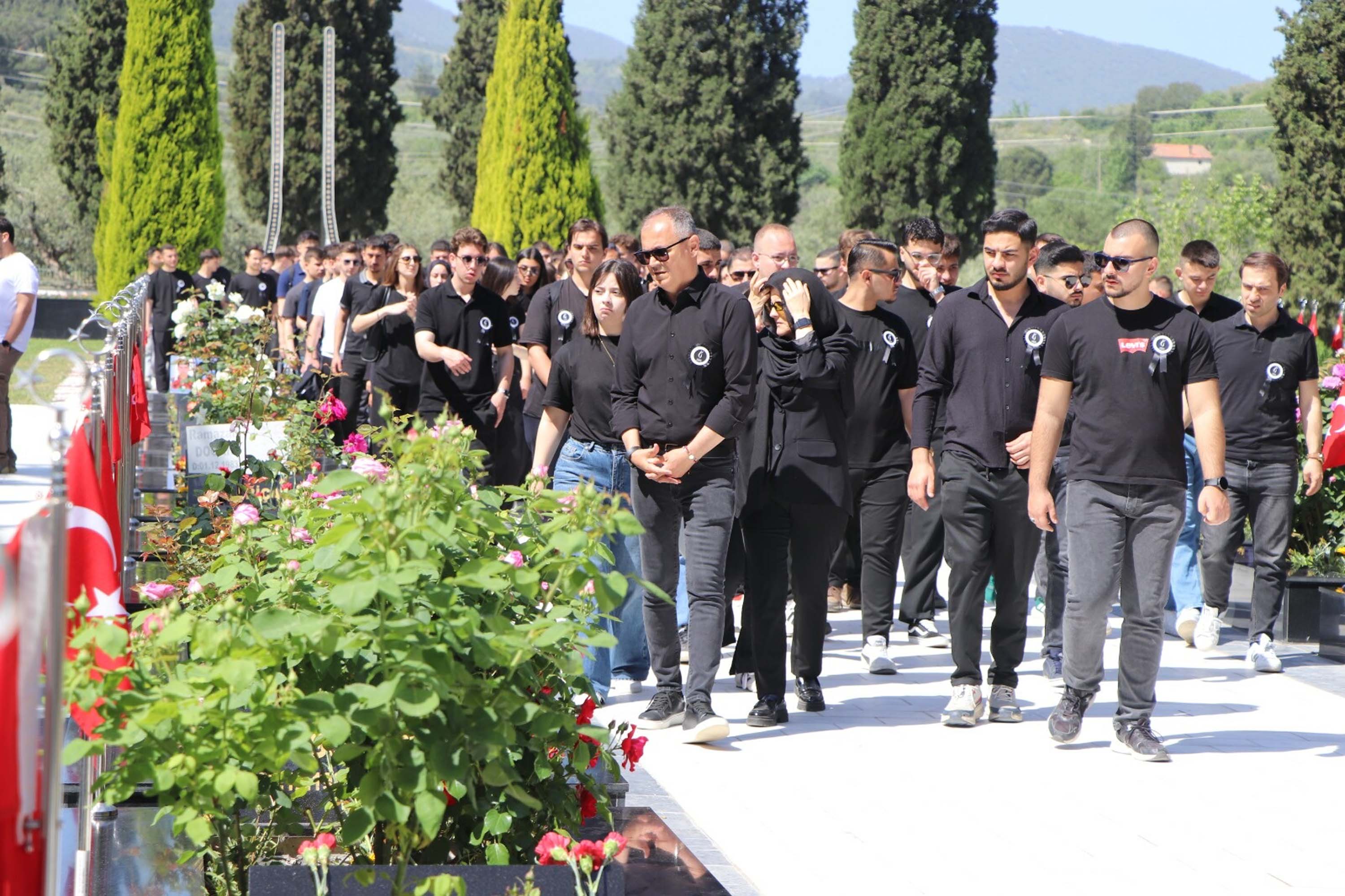 Protokol üyeleri anma töreninde