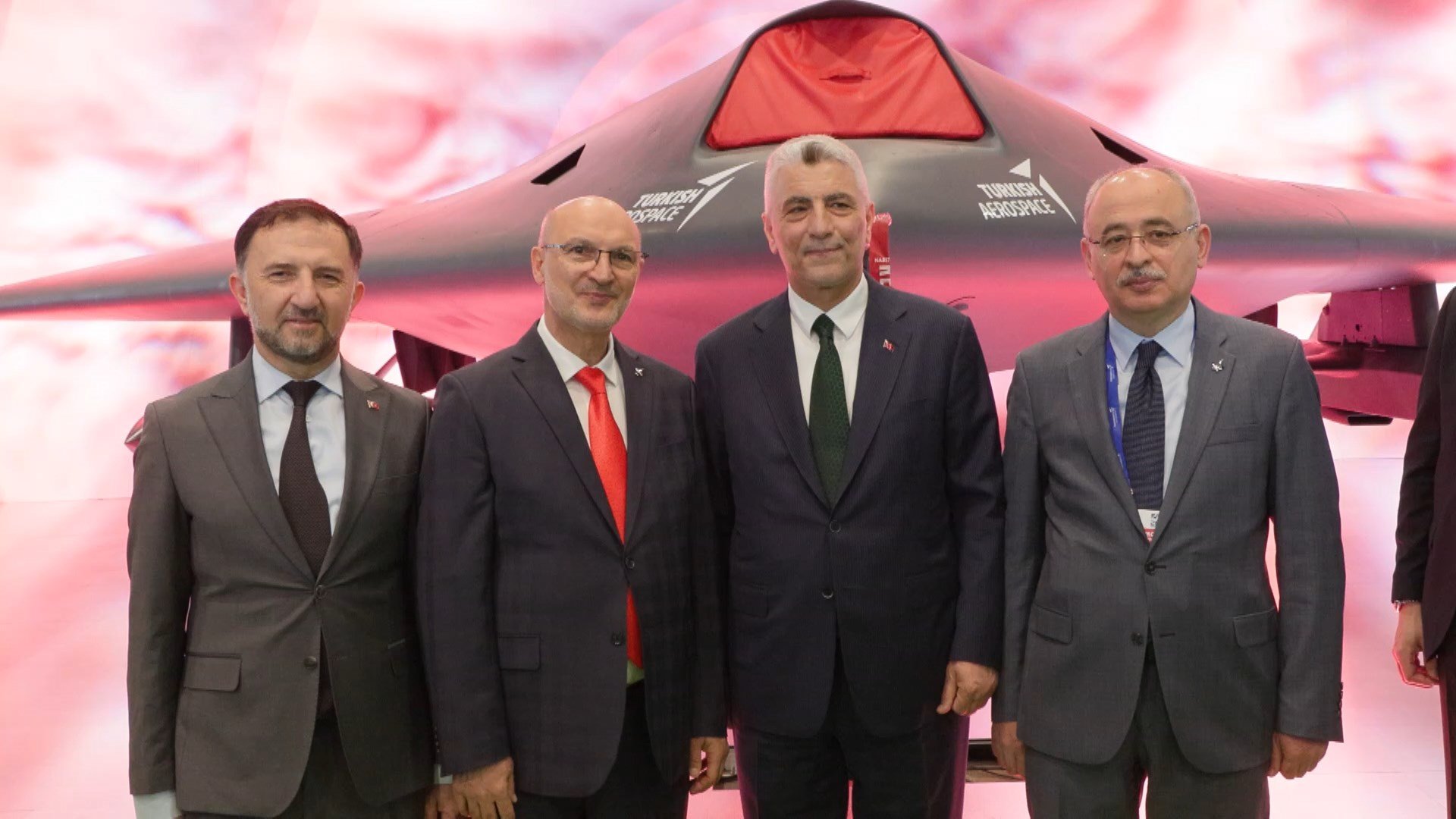 Ticaret Bakanı Ömer Bolat SAHA Expo