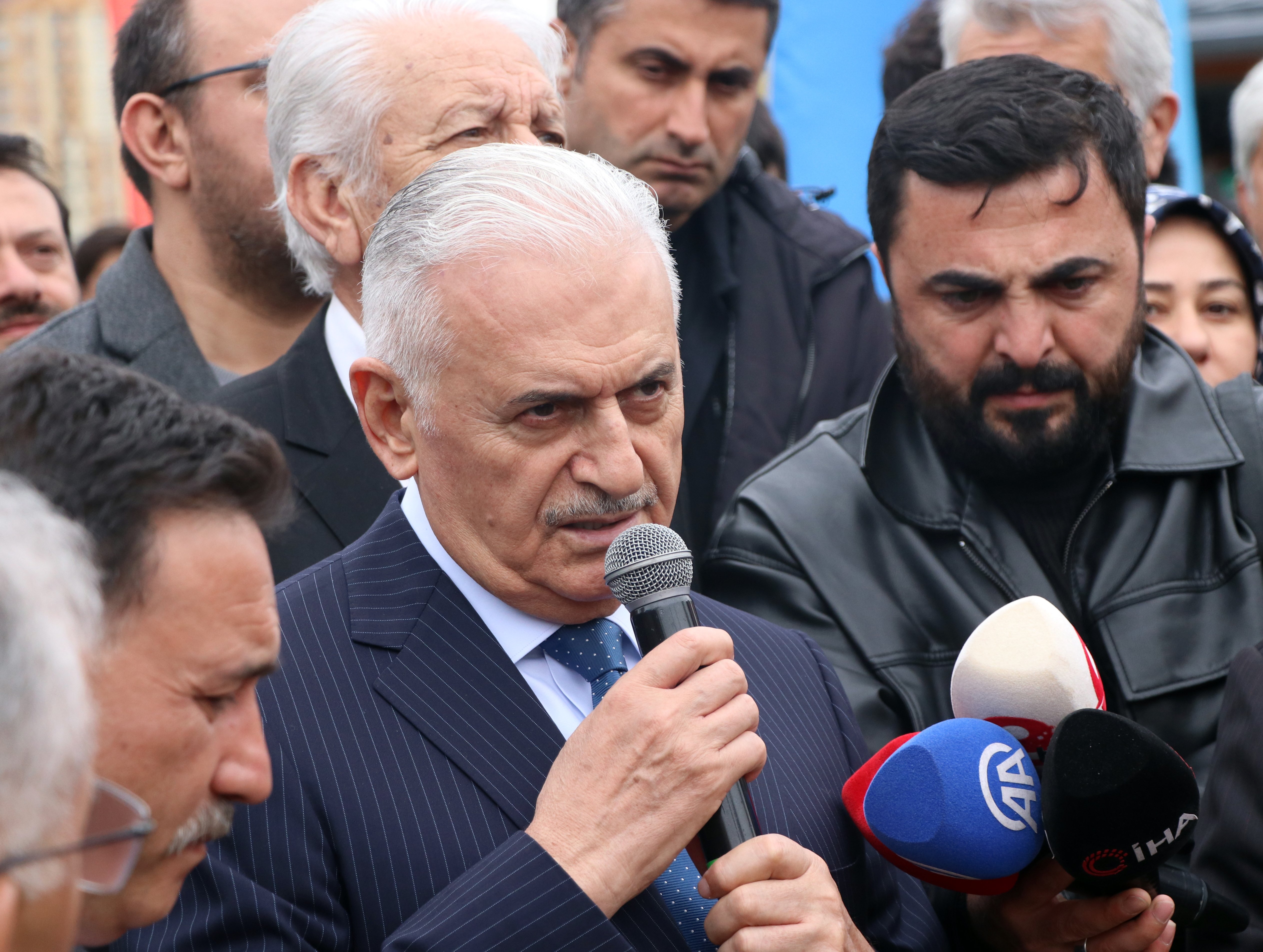 Binali Yıldırım Azerbaycan Şuşa Evi ziyareti