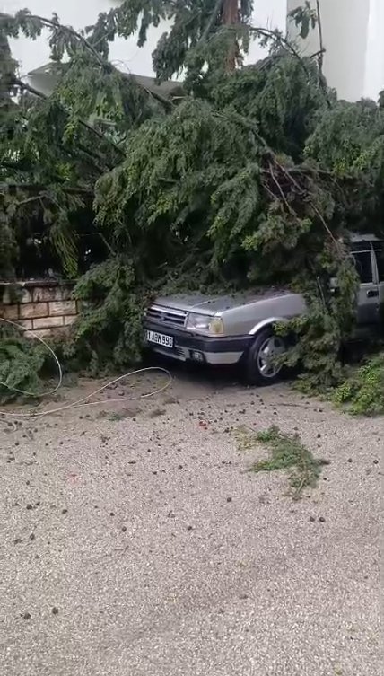 Adana sağanak trafik