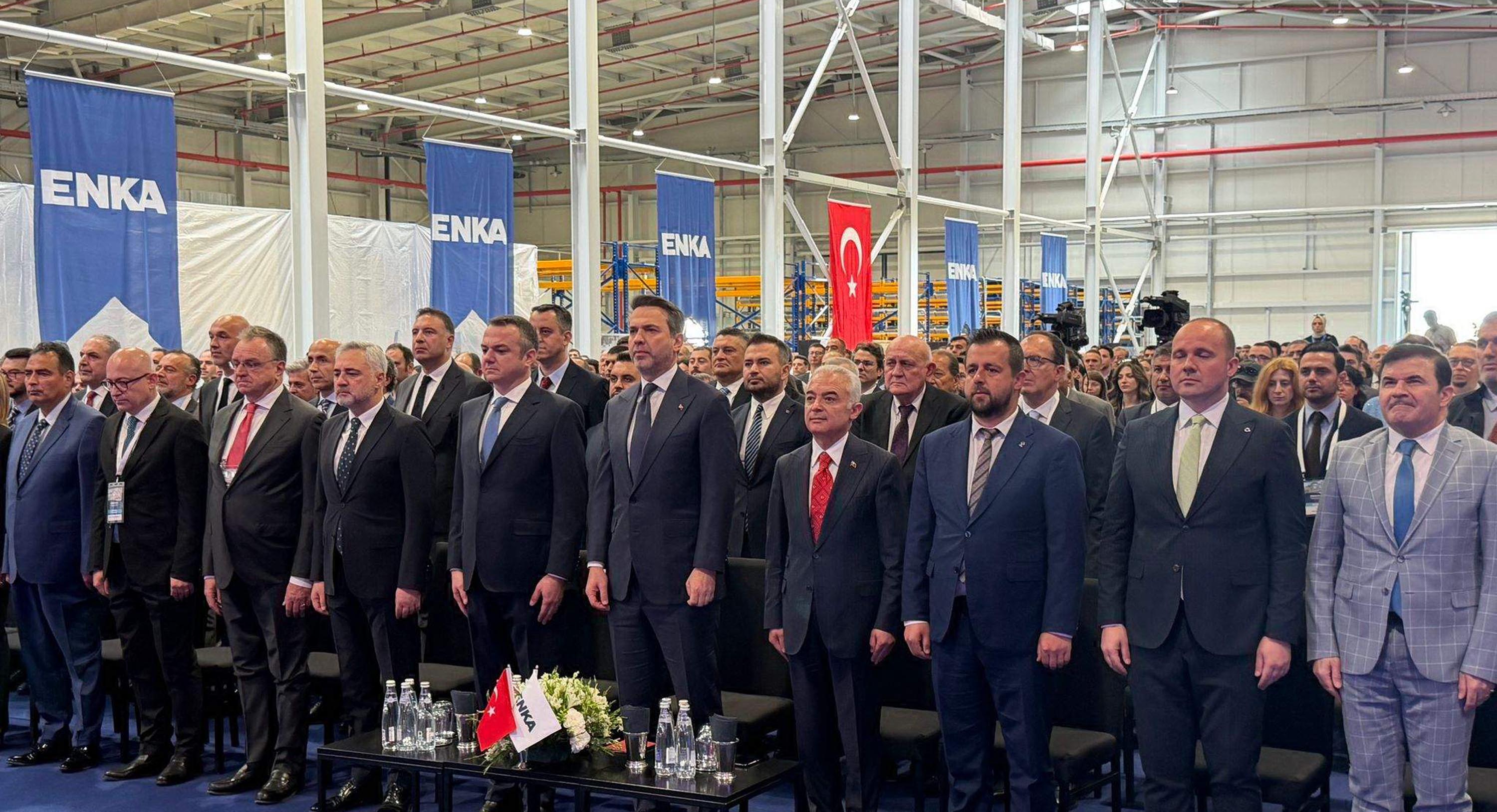 Bakan Bayraktar, törende yaptığı konuşma ile enerji politikalarını değerlendirdi.