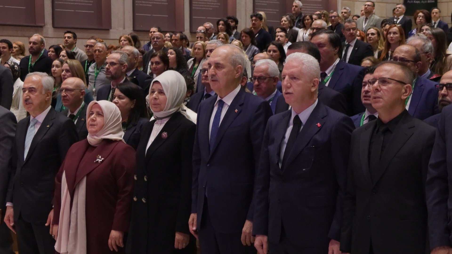 TBMM Başkanı Numan Kurtulmuş İstanbul Üniversitesi 2026 Ödülleri programında konuşuyor.