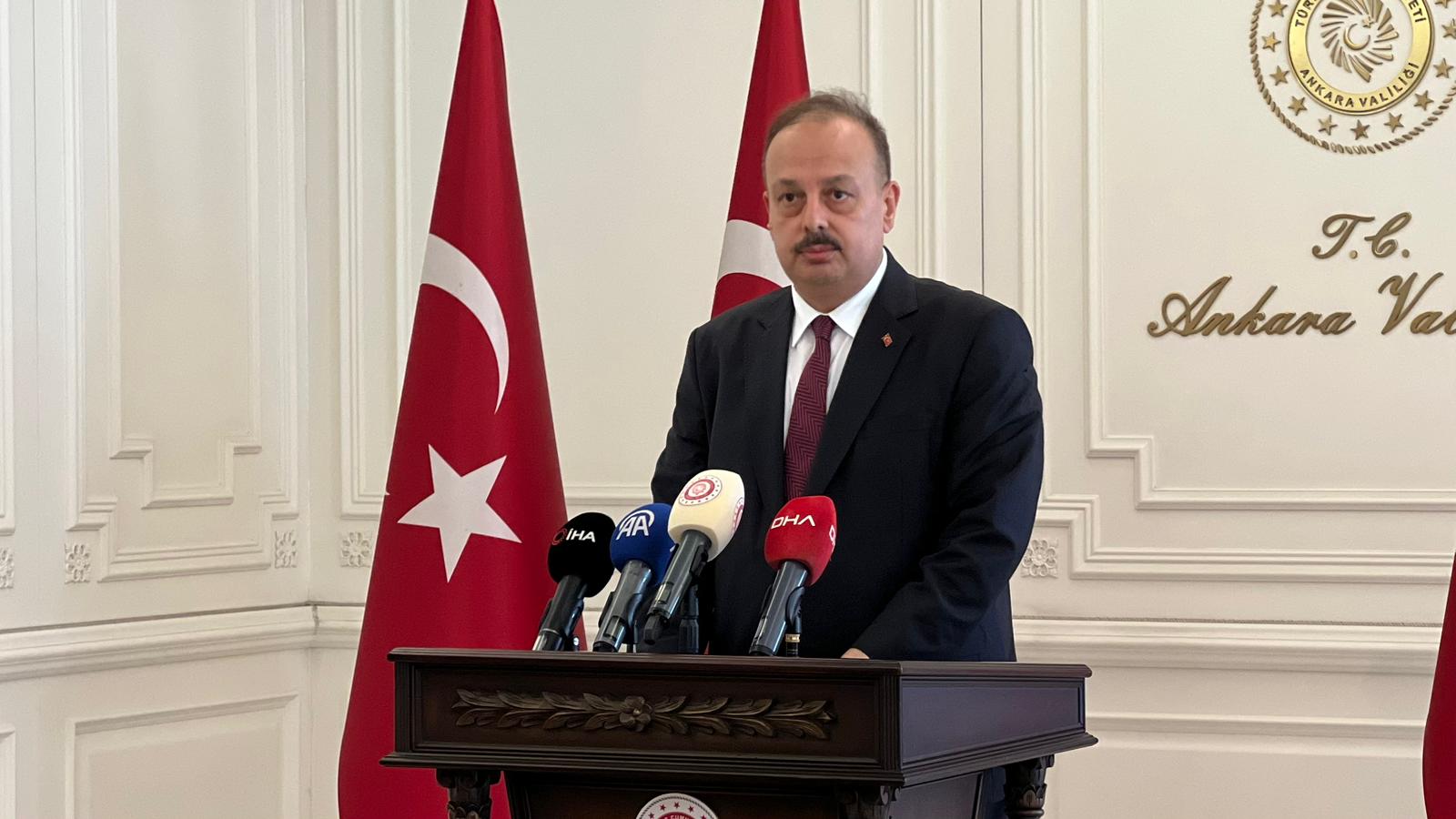Ankara Valisi Yakup Canbolat göreve başladı