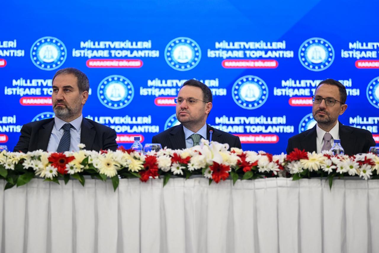 Adalet Bakanı Gürlek, Karadeniz Bölgesi milletvekilleriyle bir araya geldi