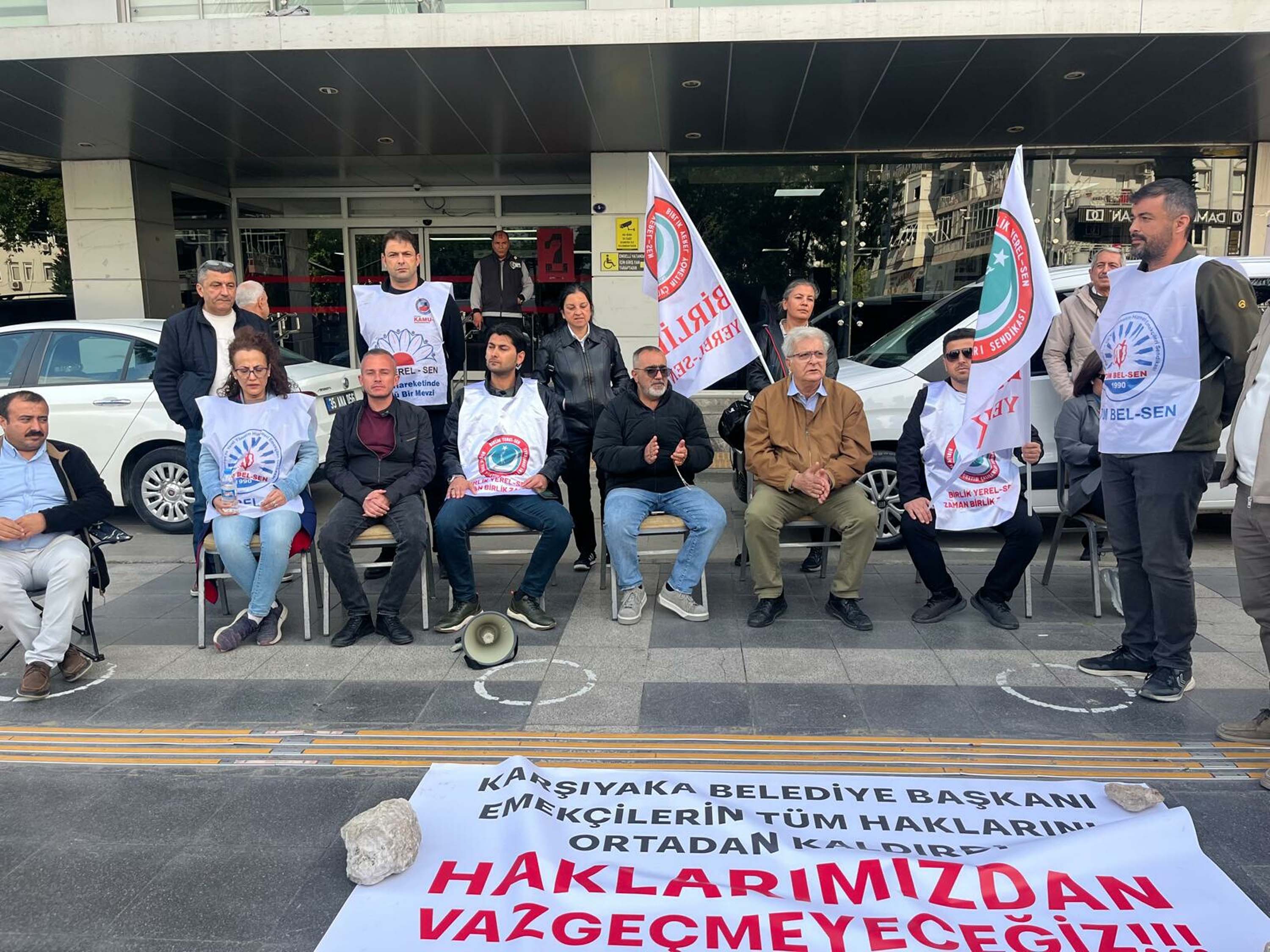 Karşıyaka Belediyesi memur eylemi