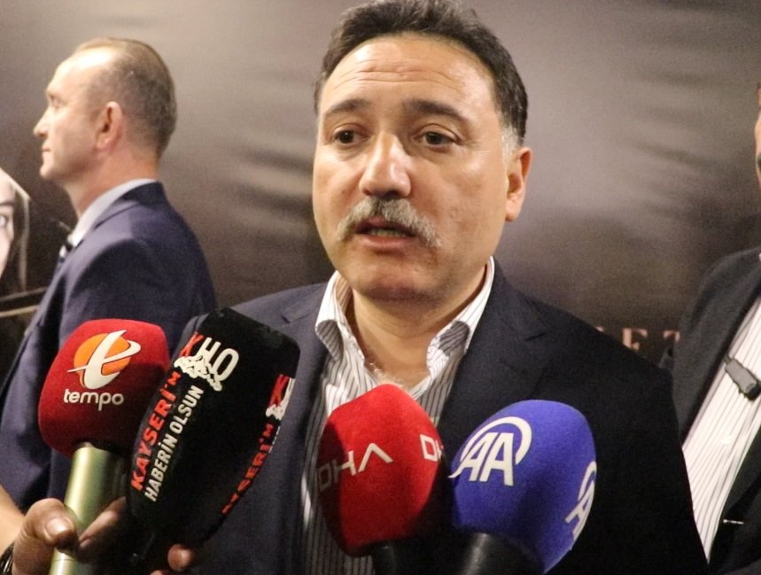 Bir Adam Yaratmak filmi Kayseri galası