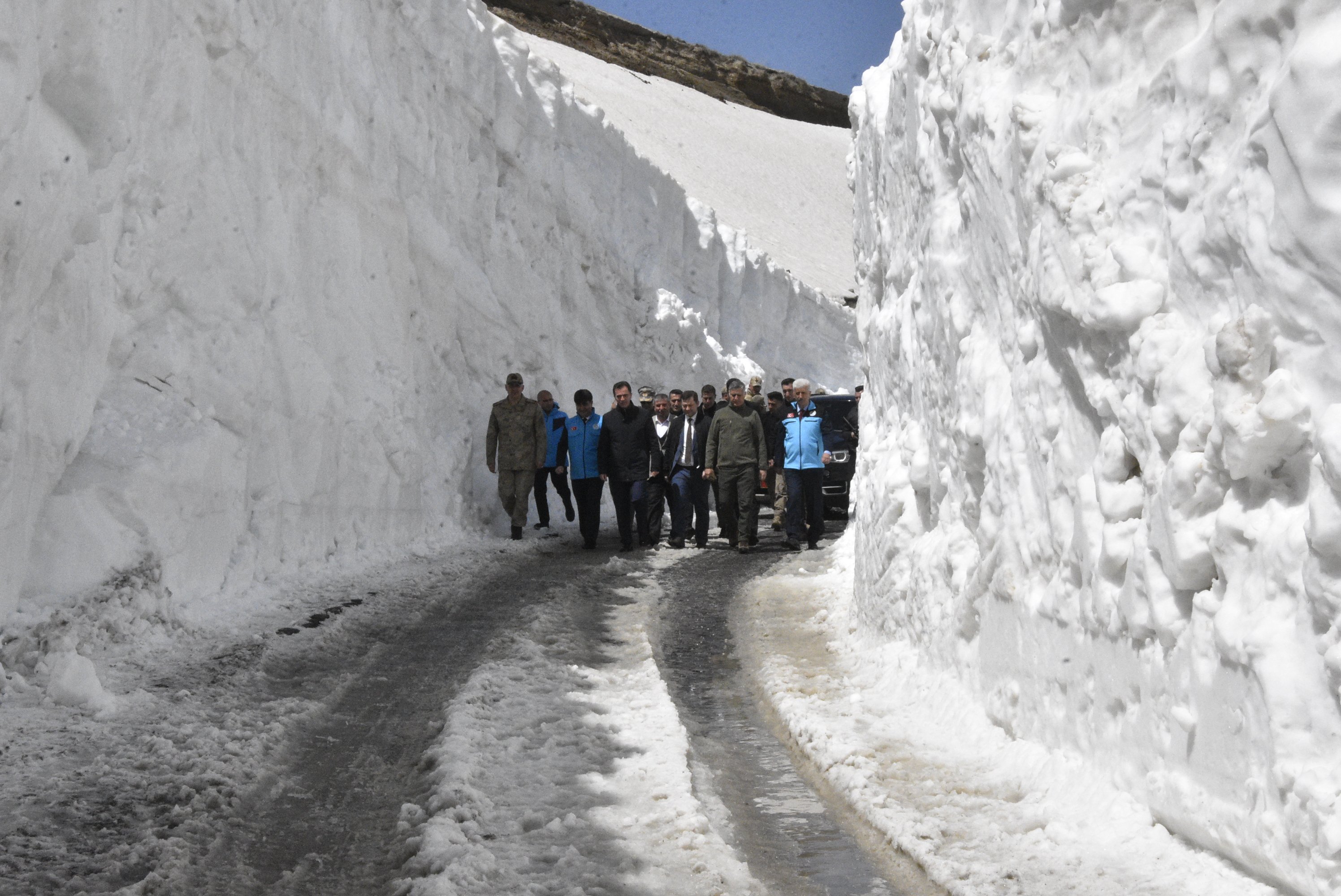 Nemrut Gölü yol çalışması