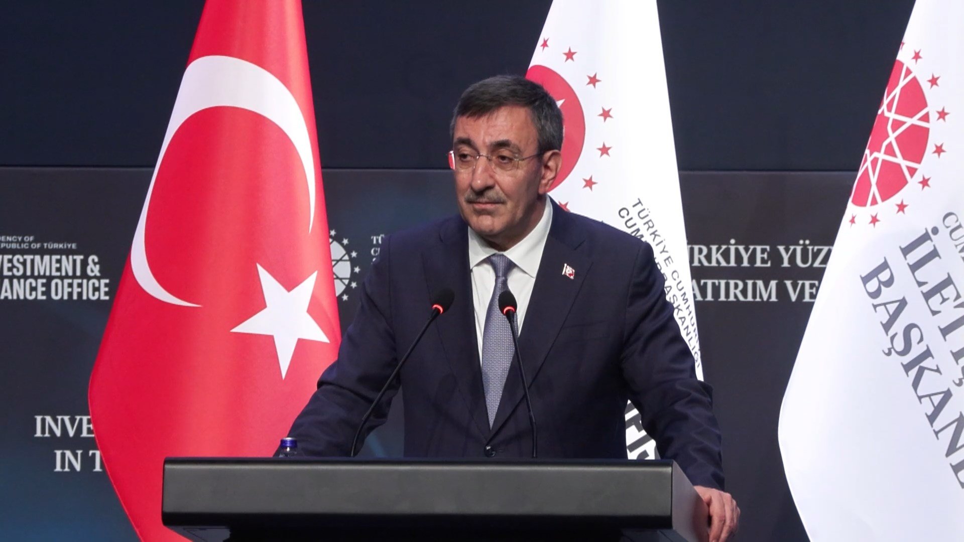 Cevdet Yılmaz, İstanbul Finans Merkezinde kitap tanıtımında