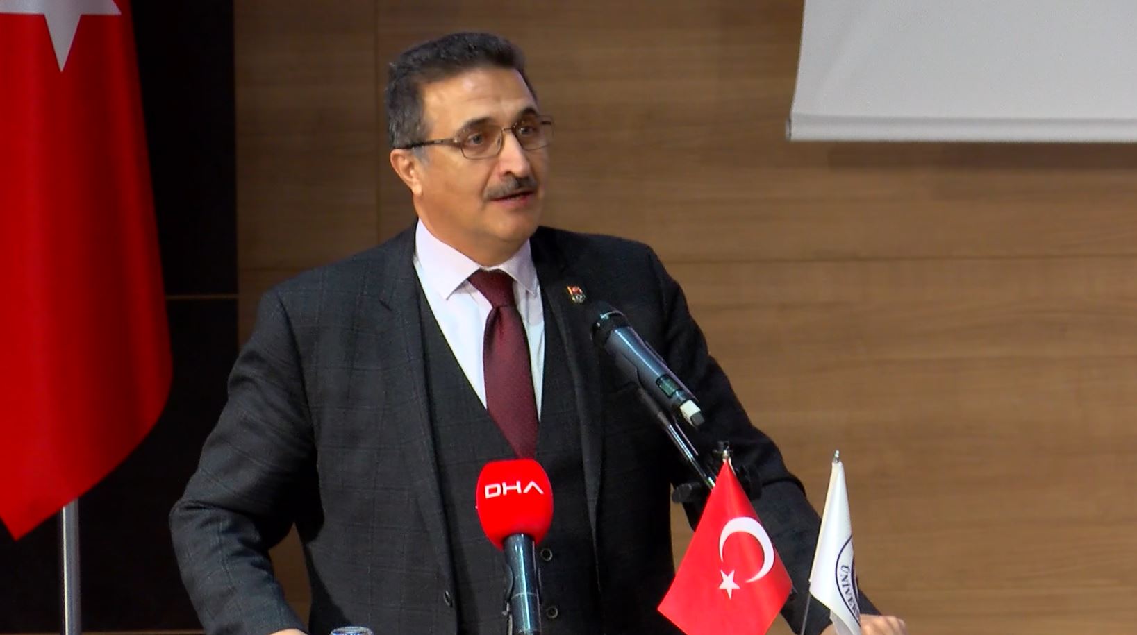 Ulusal Çocuk Araştırmaları Kongresi öğrenciler